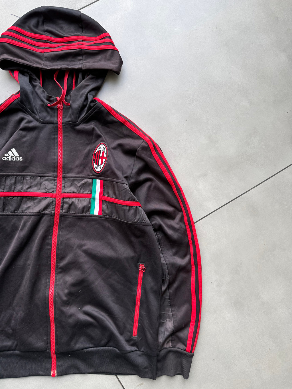 AC MILAN FOOTBALL VINTAGE JACKET-M
