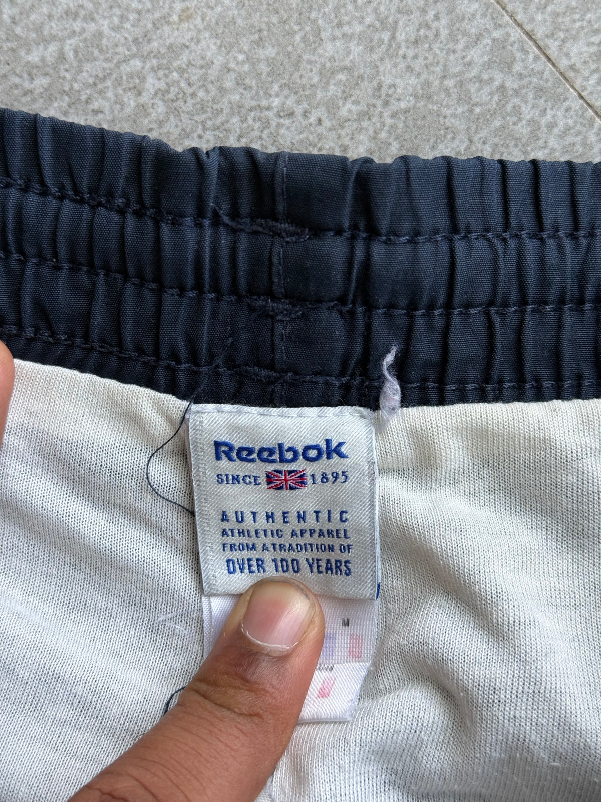 REEBOK TRACK PANTS-L