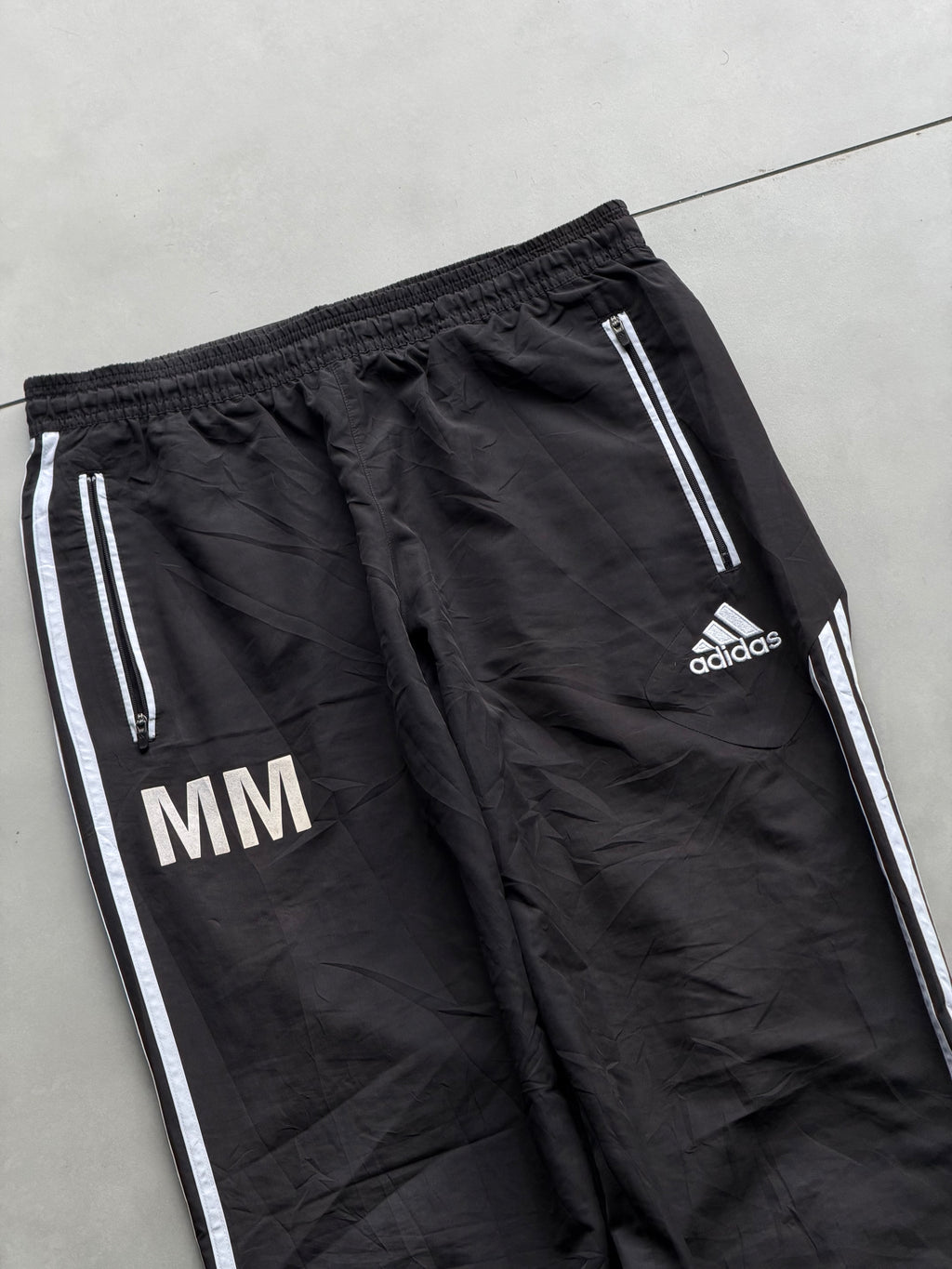 ADIDAS ORGINAL STRIPED TRACK
