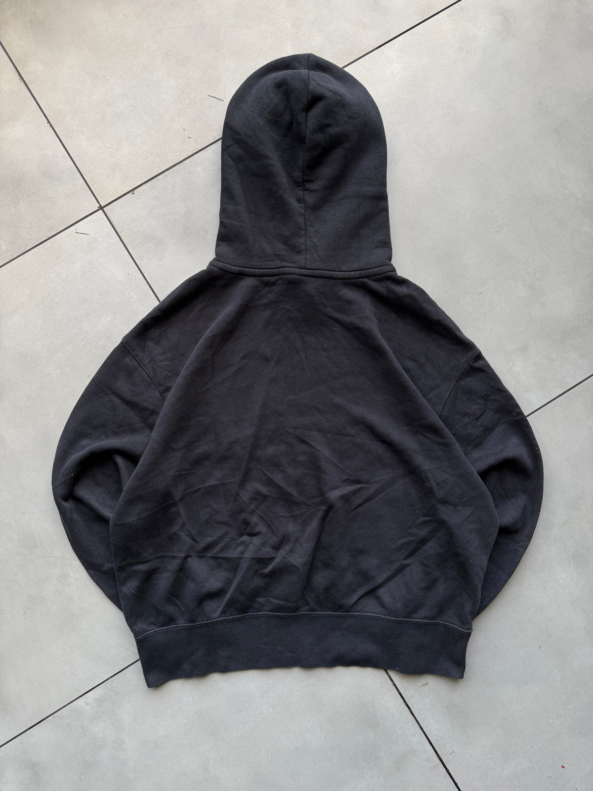 VINTAGE NIKE HOODIES