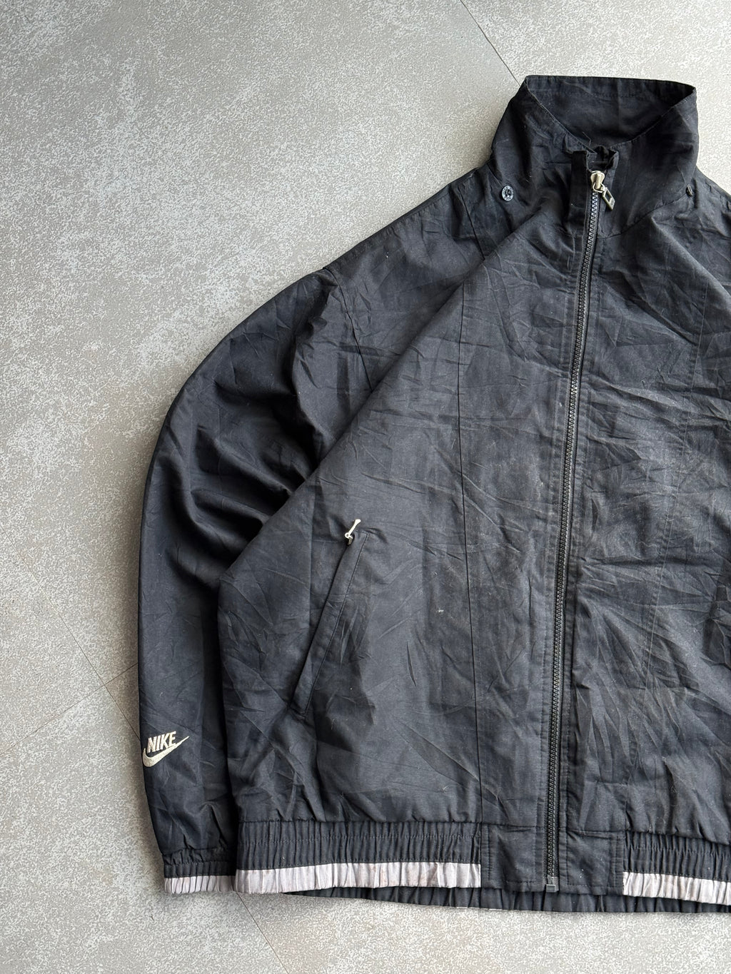 NIKE BLACK VINTAGE JACKET-L/XL