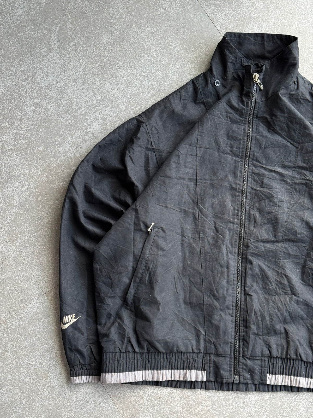 NIKE BLACK VINTAGE JACKET-L/XL