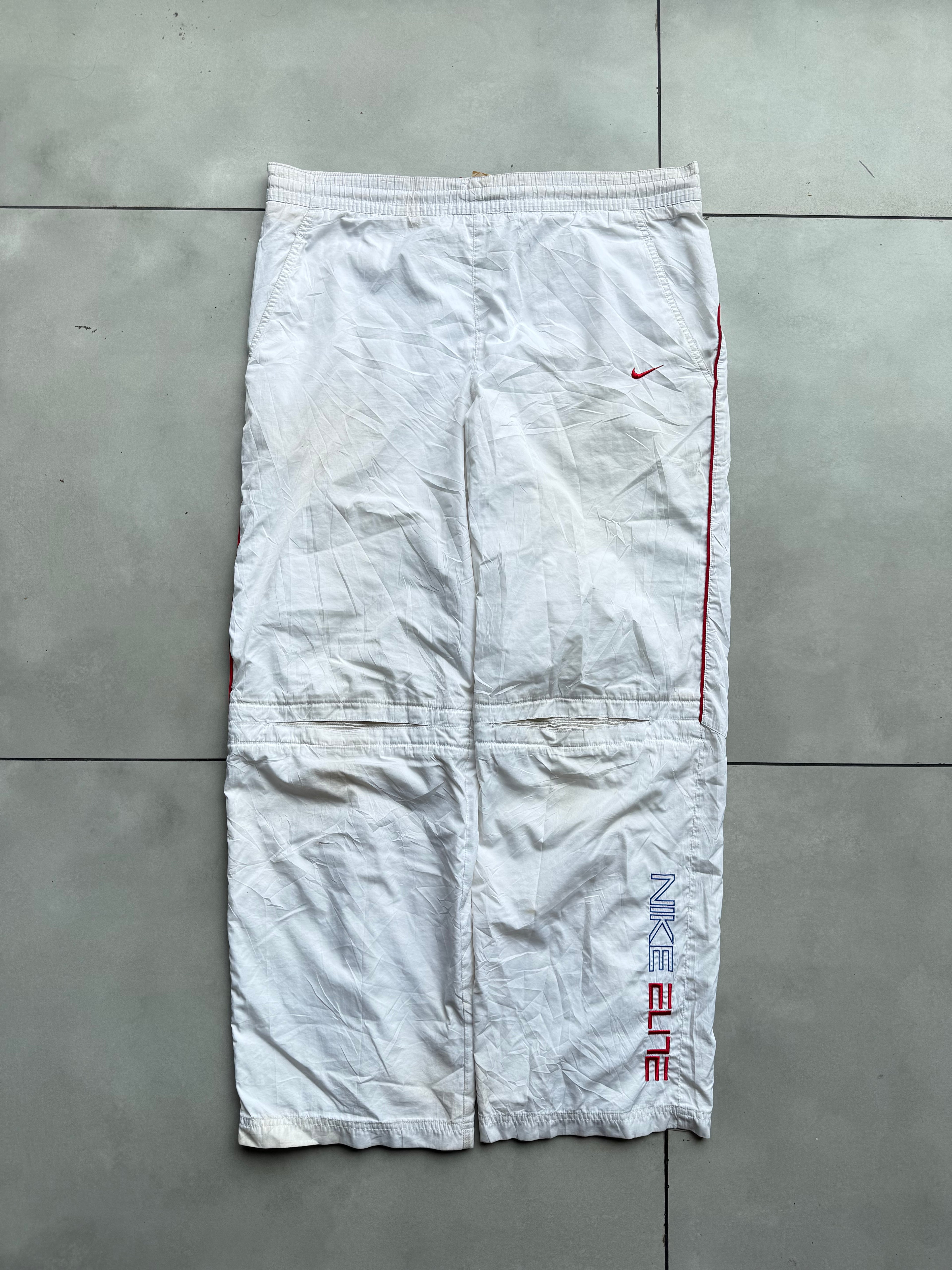WHITE & RED NIKE VINTAGE TRACK [ 38-L]