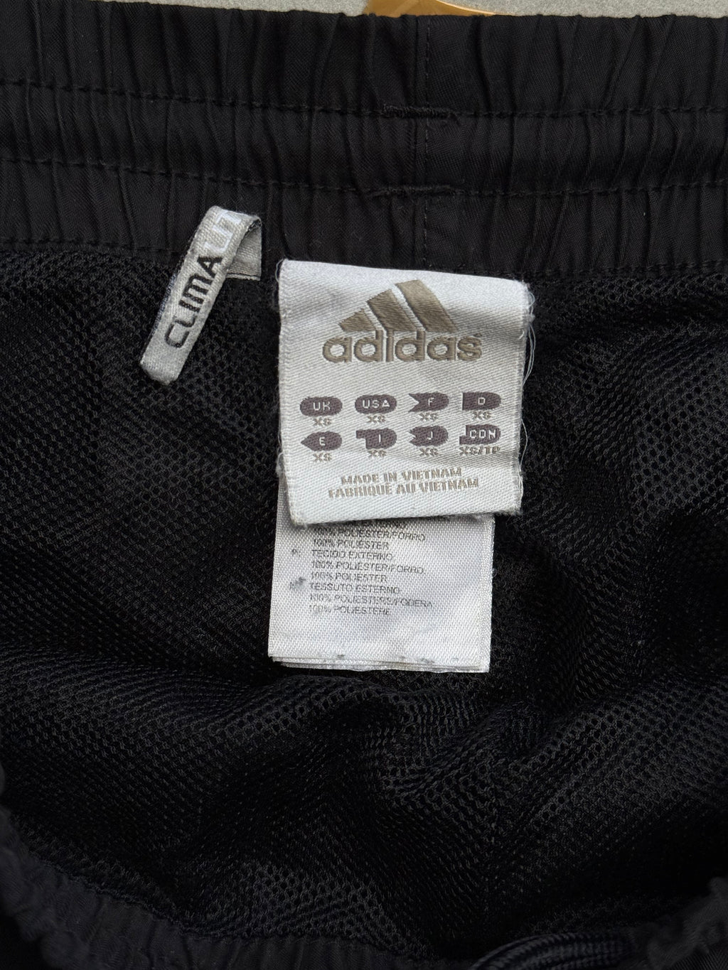 VINTAGE  ADIDAS BLACK TRACK [ L -32]