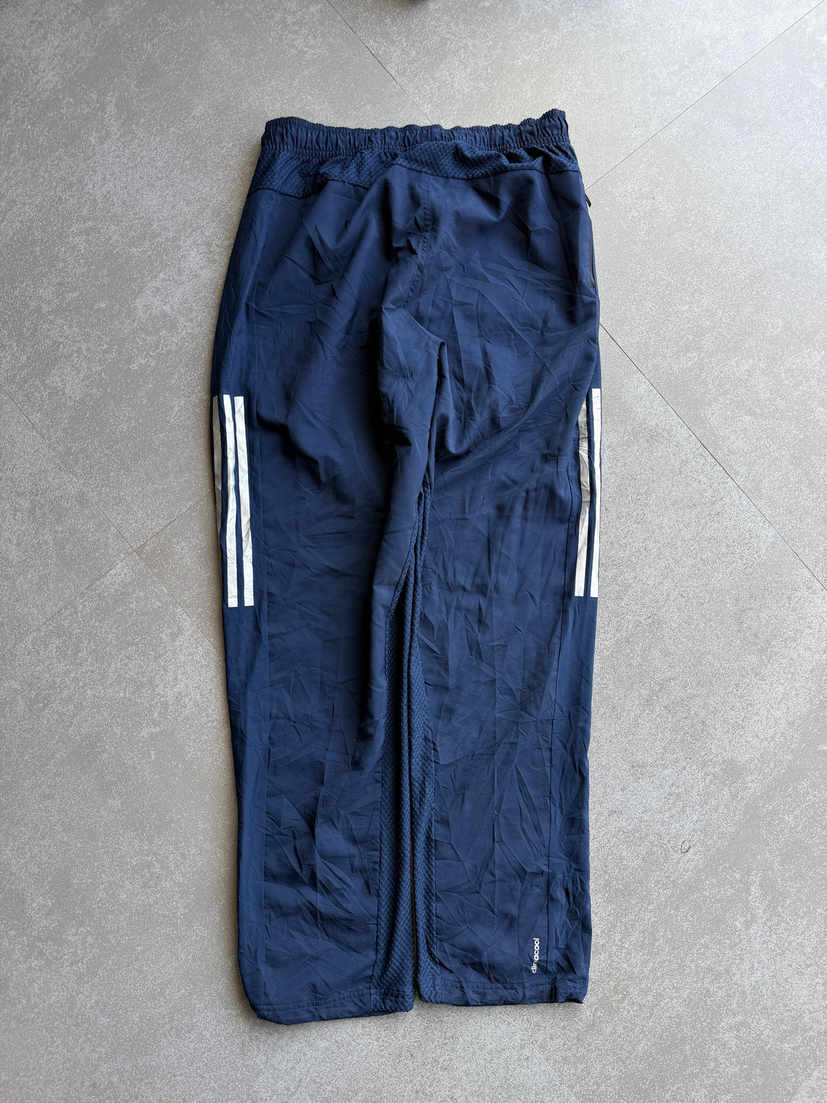 ADIDAS TRACK PANTS-M