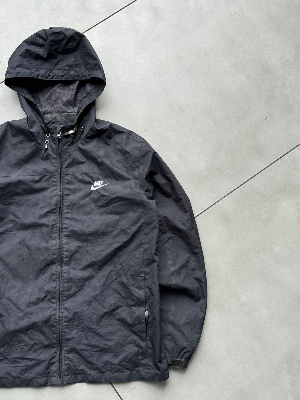 NIKE HOODED WINDRUNNER JACKET-M
