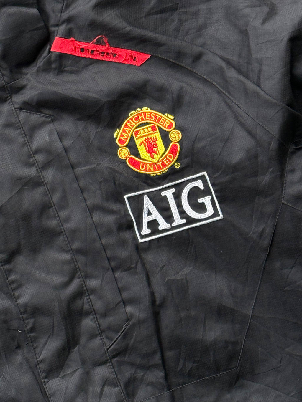 MANCHESTER UNITED JACKET- XL