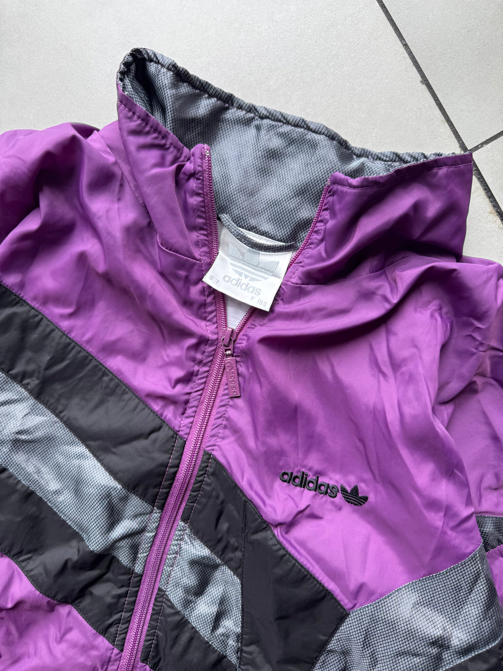 ADIDAS 80’s VTG JACKET- XL