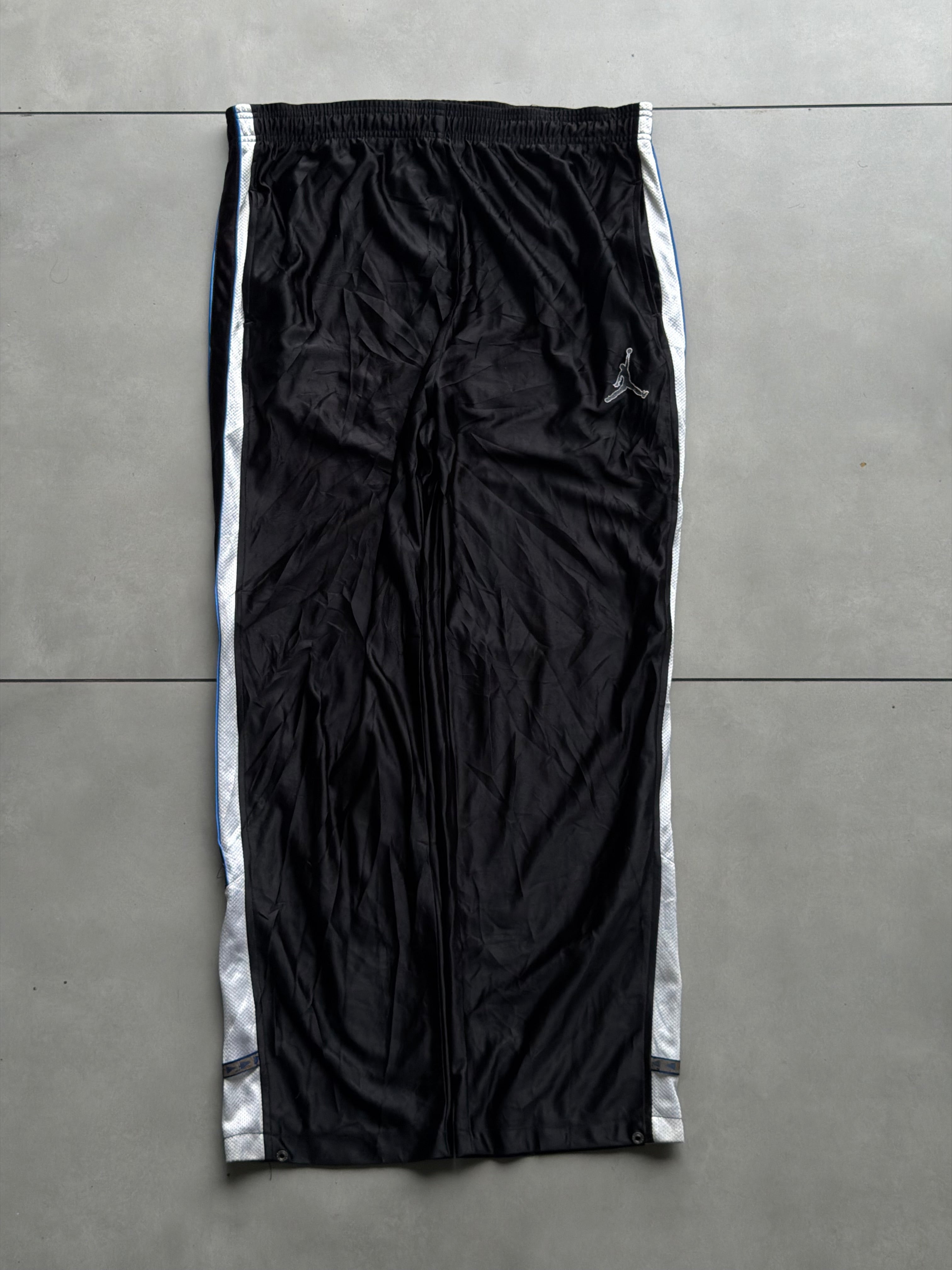 JORDAN BLACK TRACK PANT [XL-34]