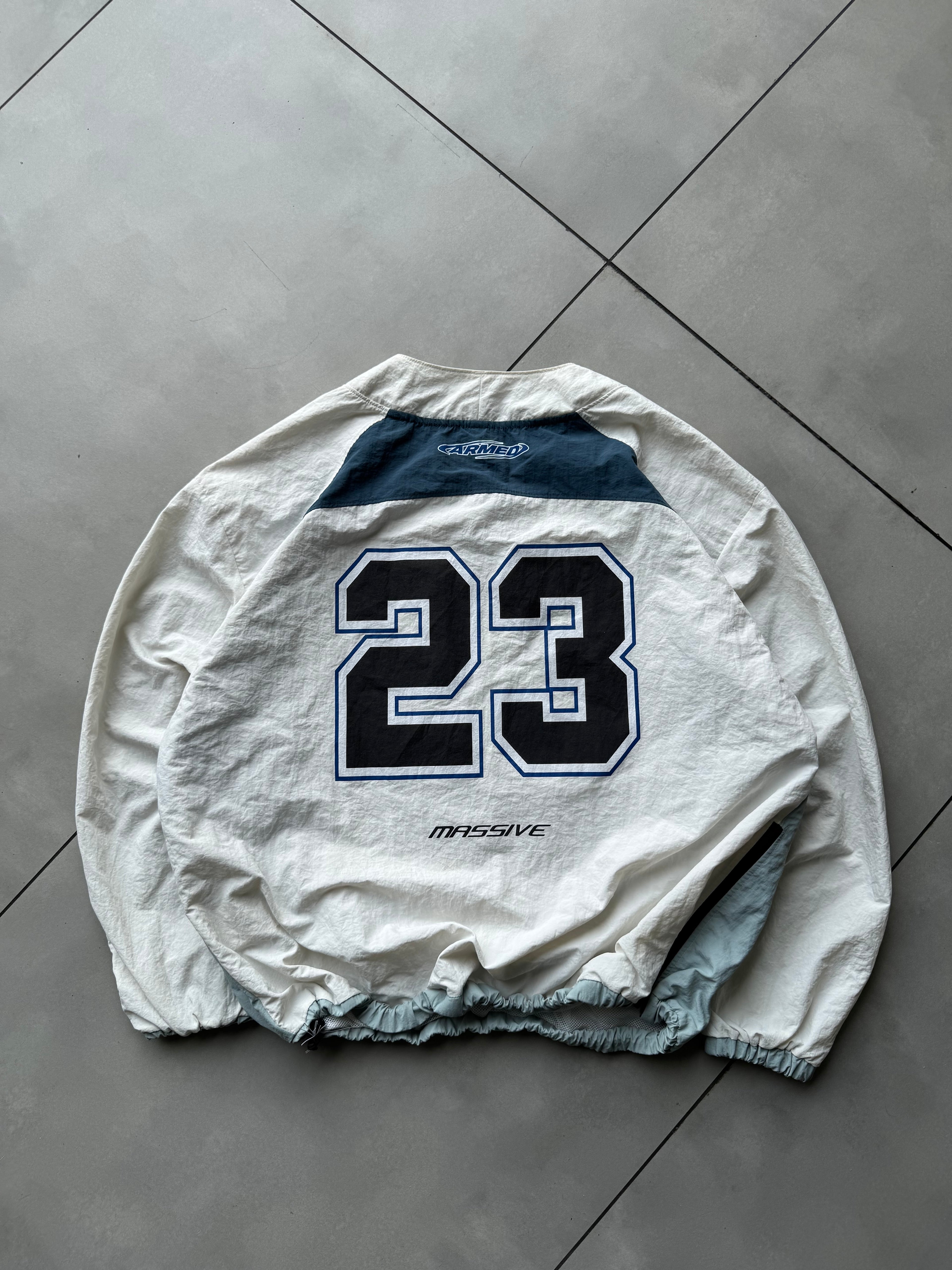 23 WOVEN SWEATSHIRT-L