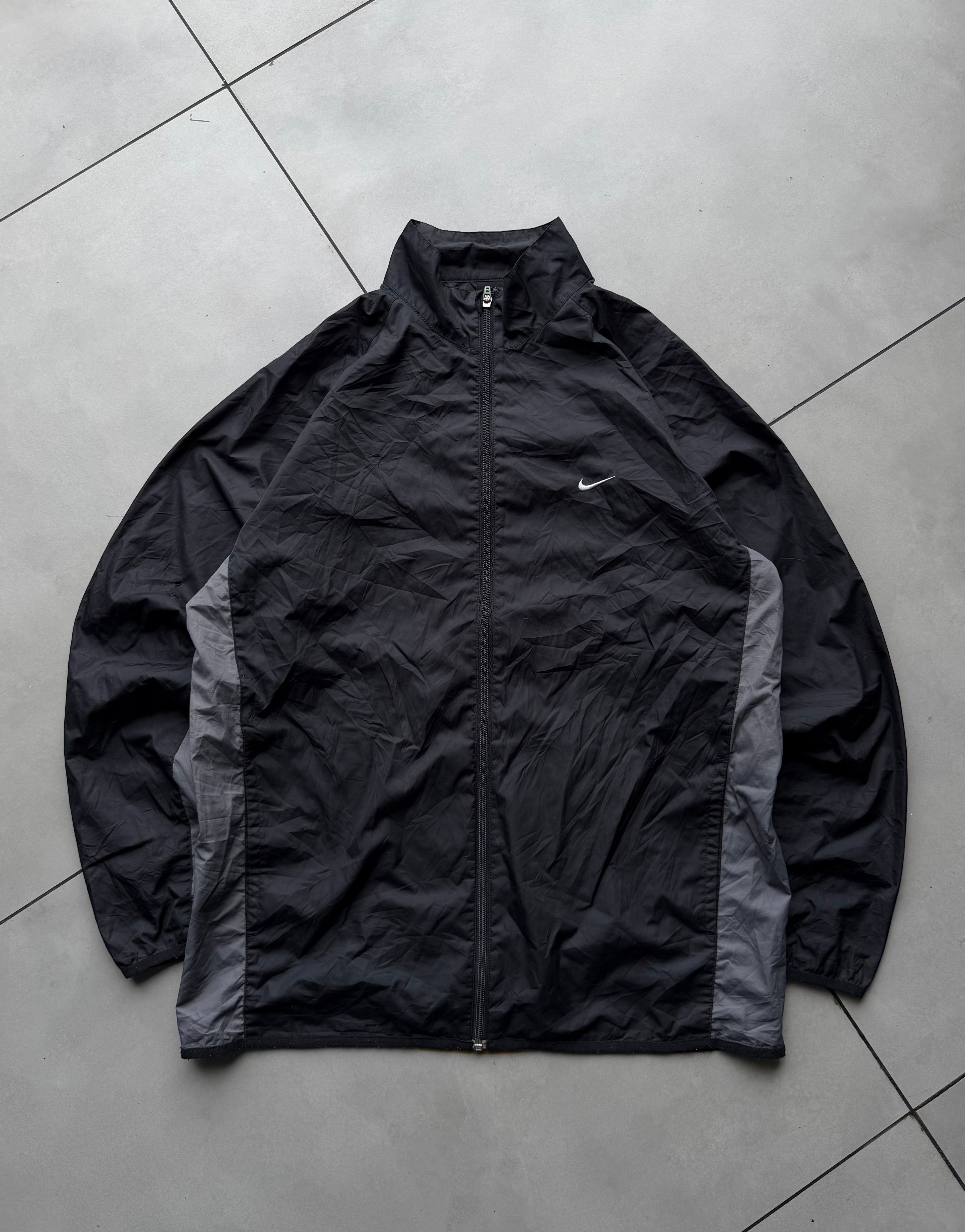 NIKE JACKET BLK -L