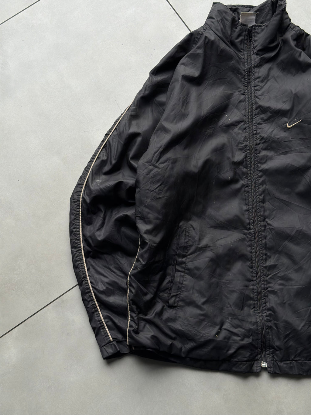 NIKE VINTAGE BLACK- XL
