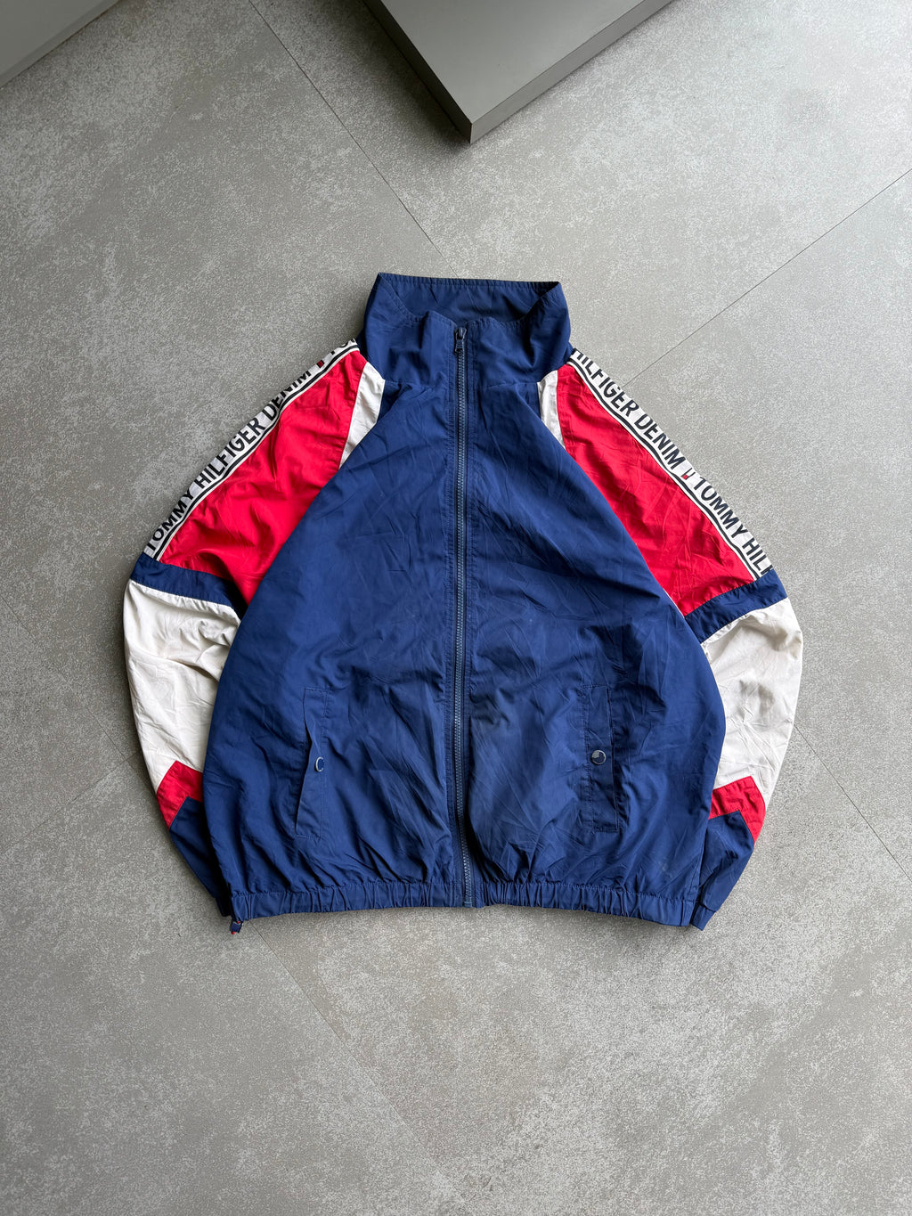 TOMMY HILFIGER JACKET-M