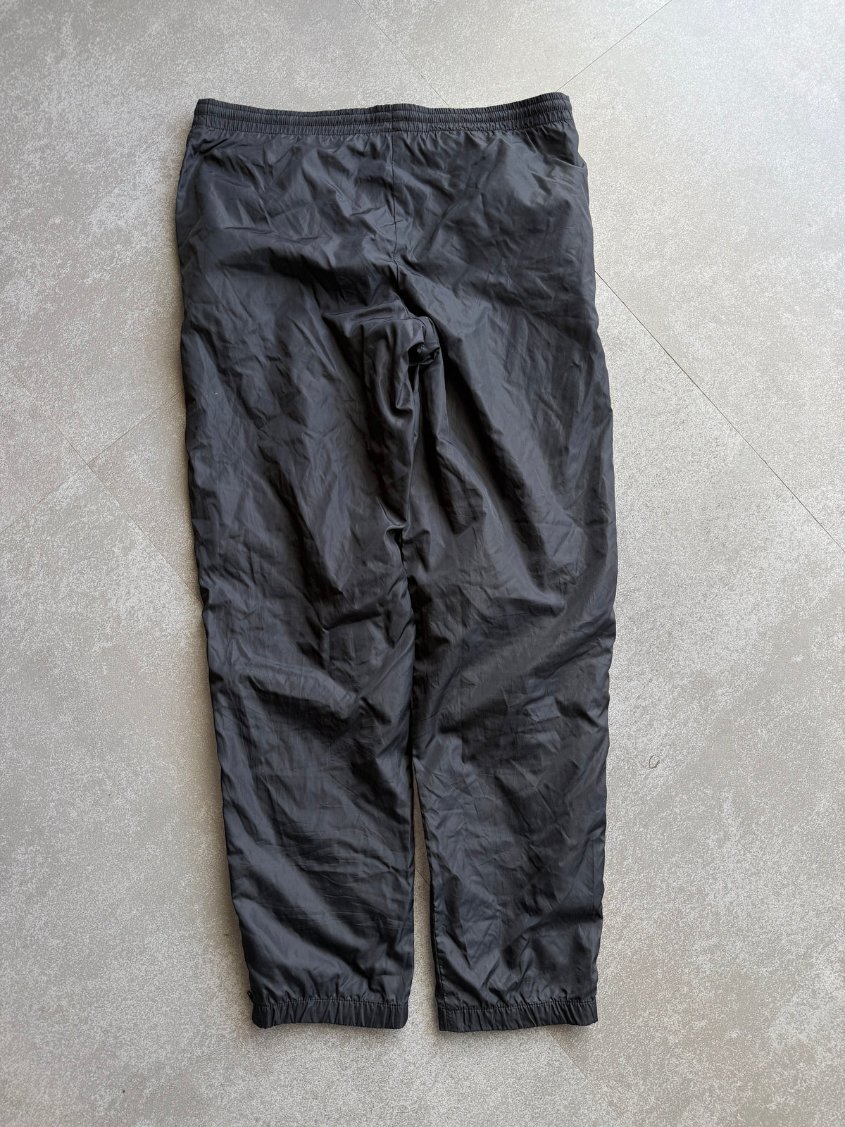 NIKE TRACK PANTS-XL