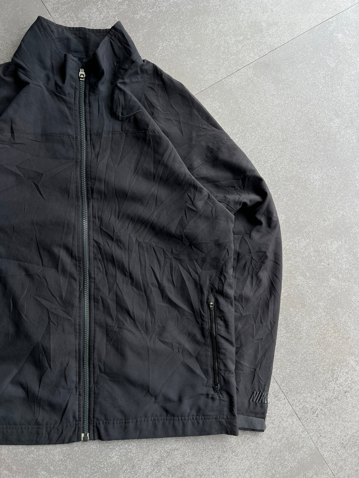 NIKE VINTAGE BLACK -M