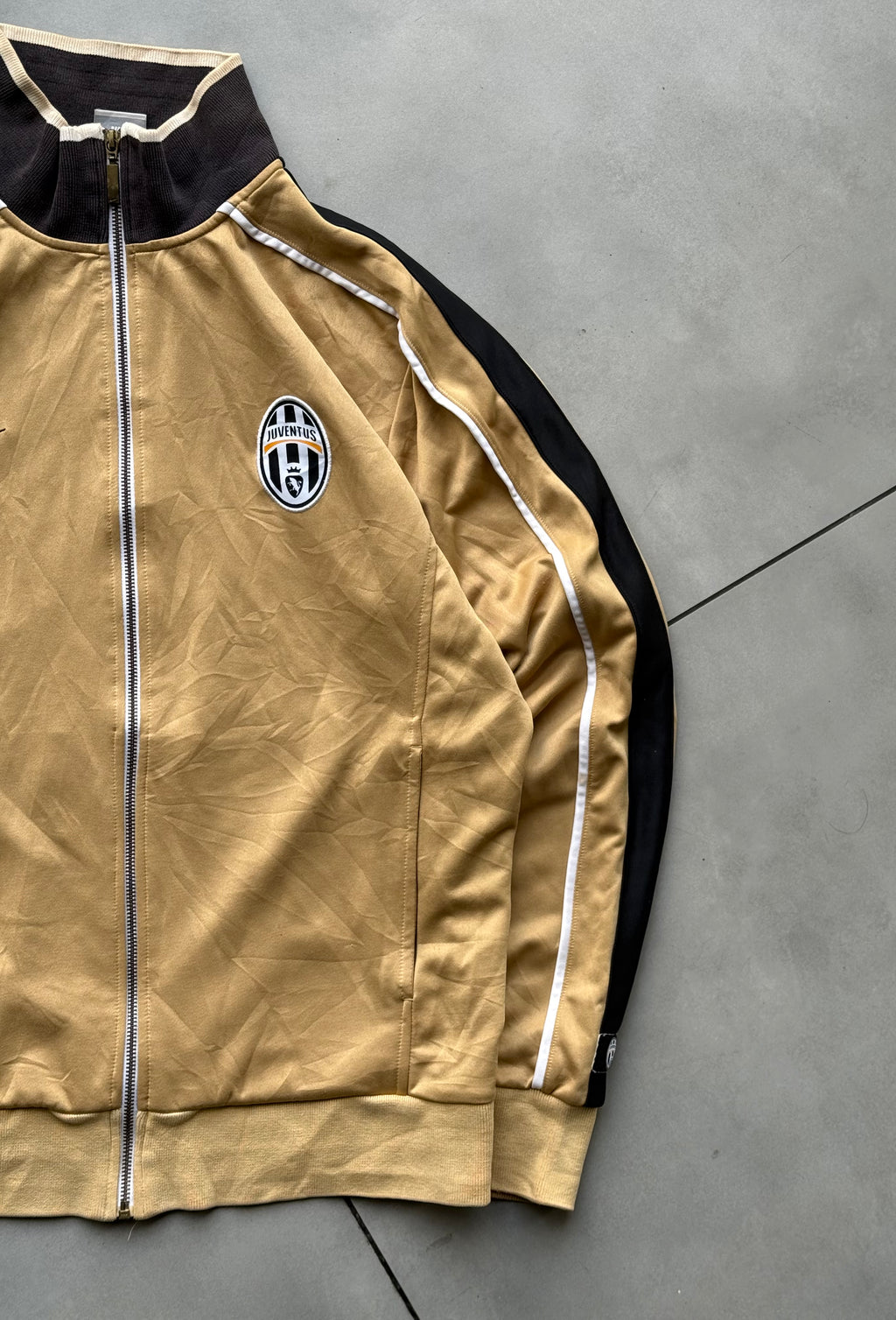 JUVENTUS VINTAGE JACKET-M