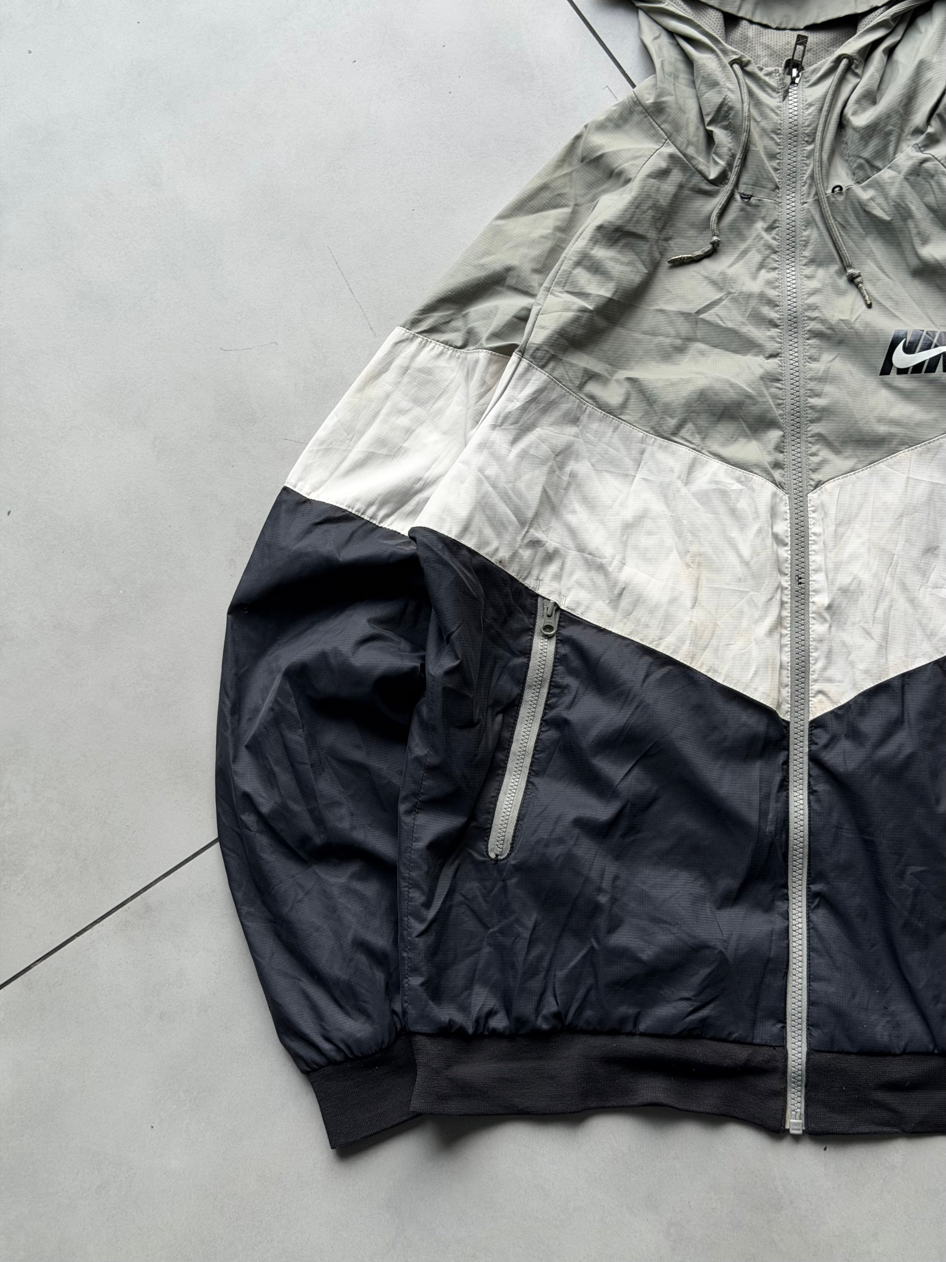 NIKE VINTAGE WINDRUNNER JACKET-L