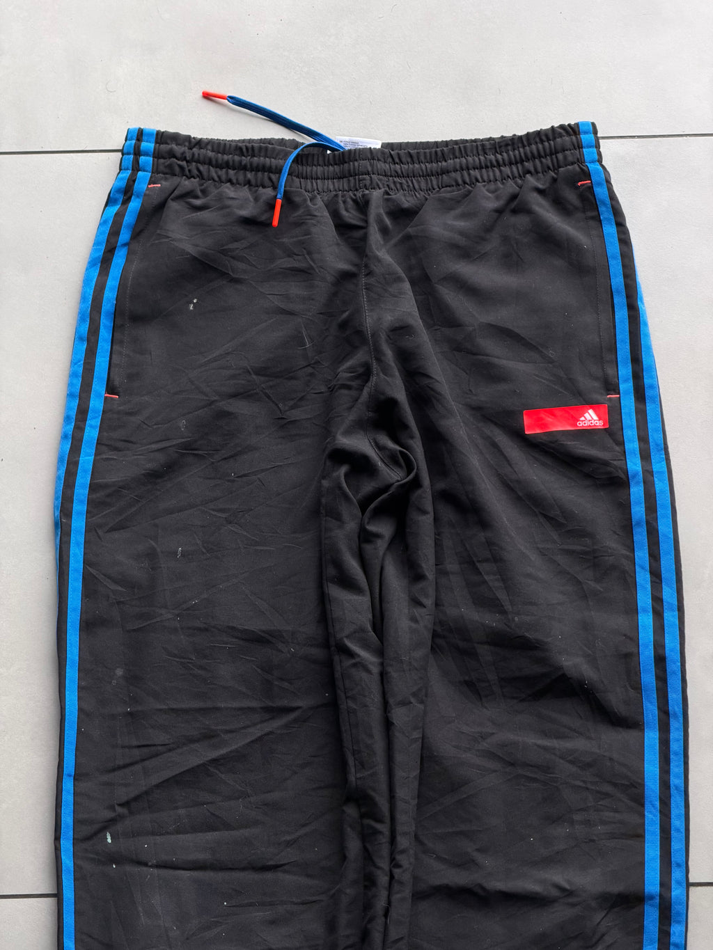 ADIDAS STRIPED TRACK PANT [30-M]