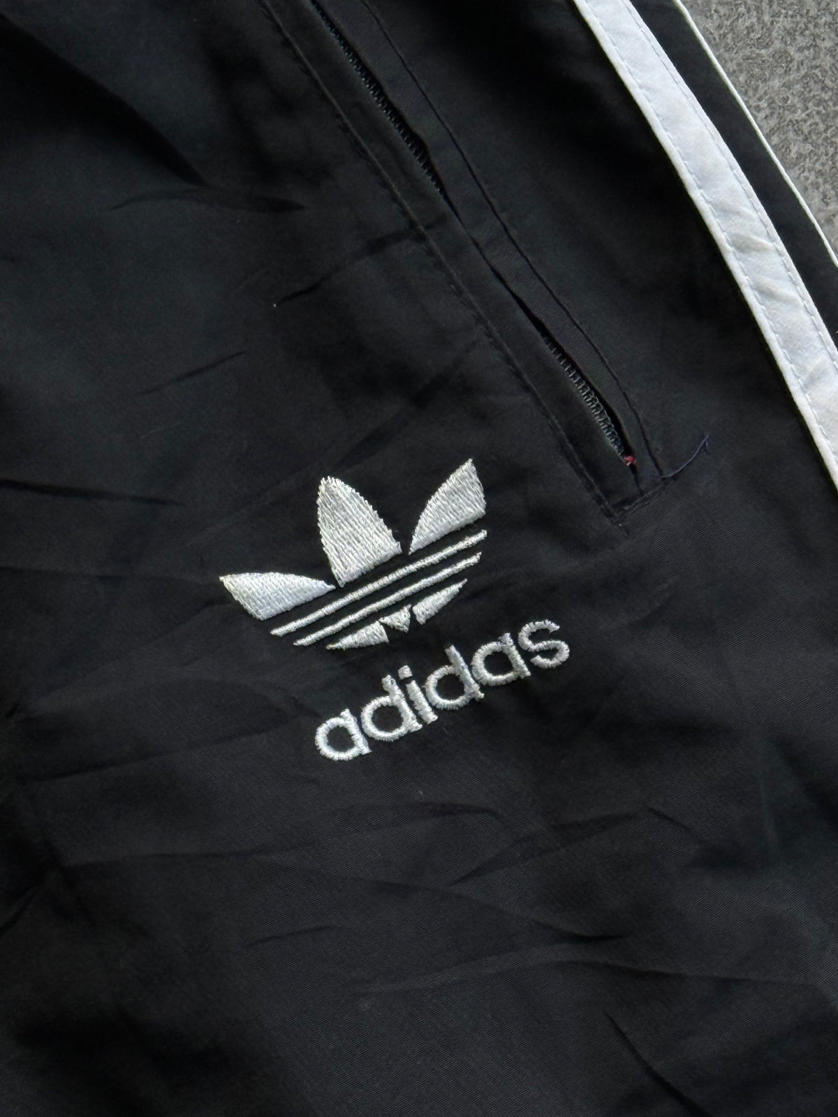 ADIDAS BLACK TRACK PANTS-L