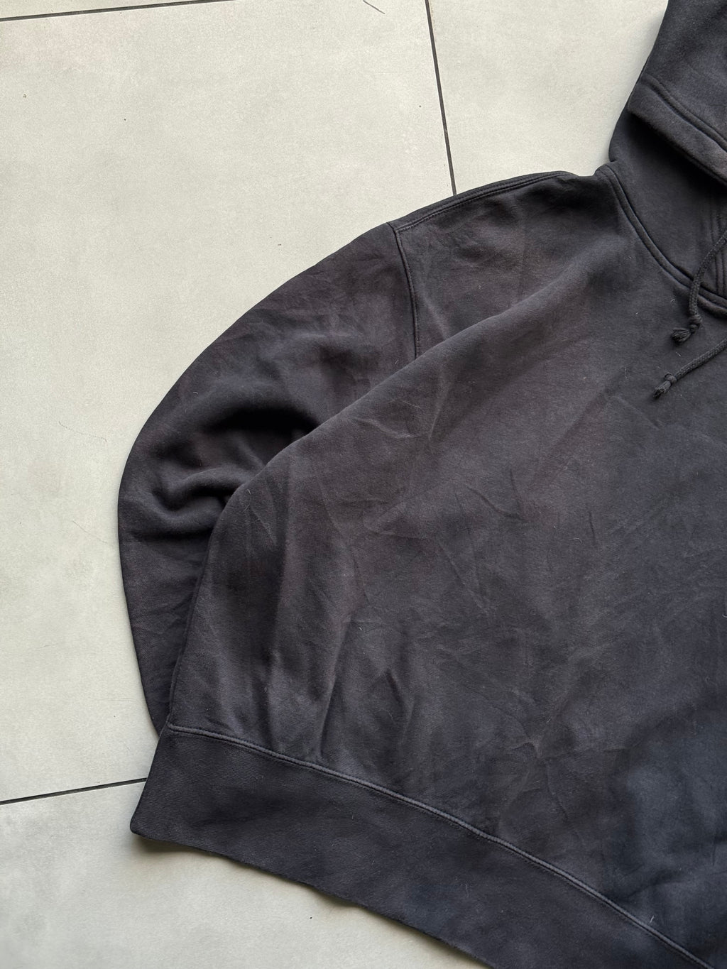 VINTAGE NIKE HOODIES