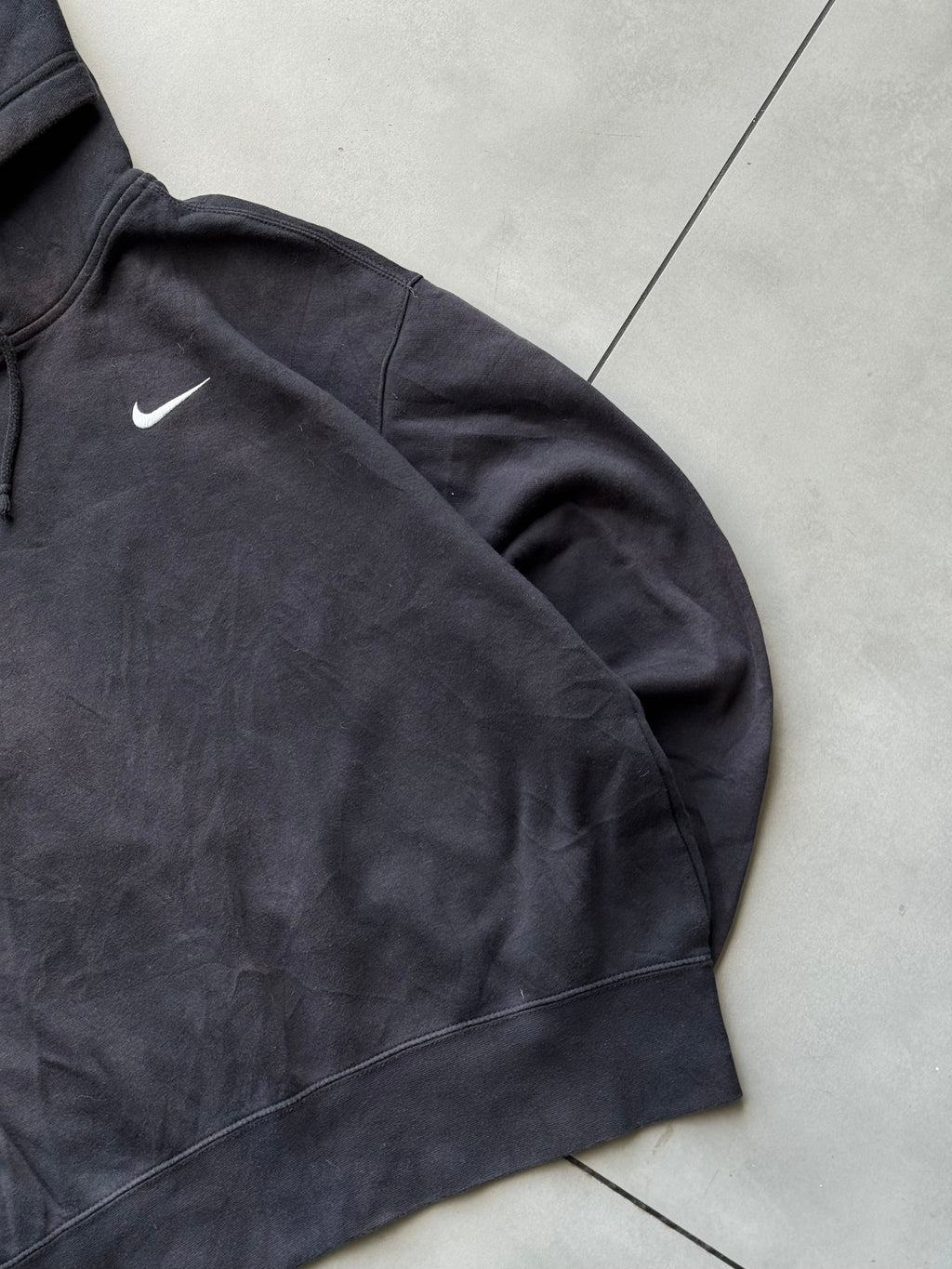 VINTAGE NIKE HOODIES