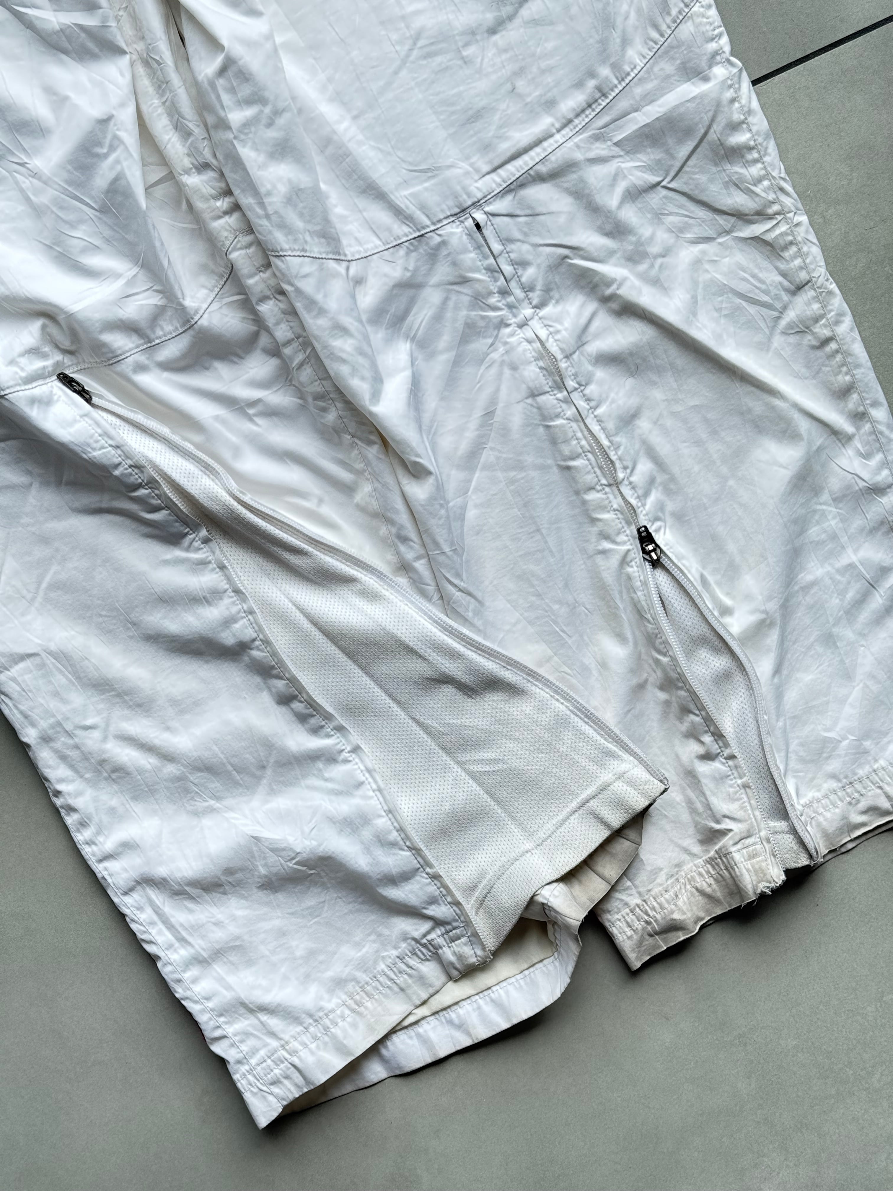 WHITE & RED NIKE VINTAGE TRACK [ 38-L]