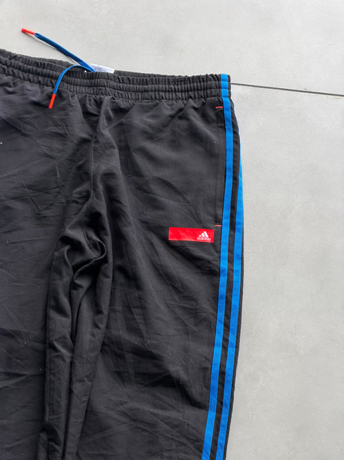 ADIDAS STRIPED TRACK PANT [30-M]
