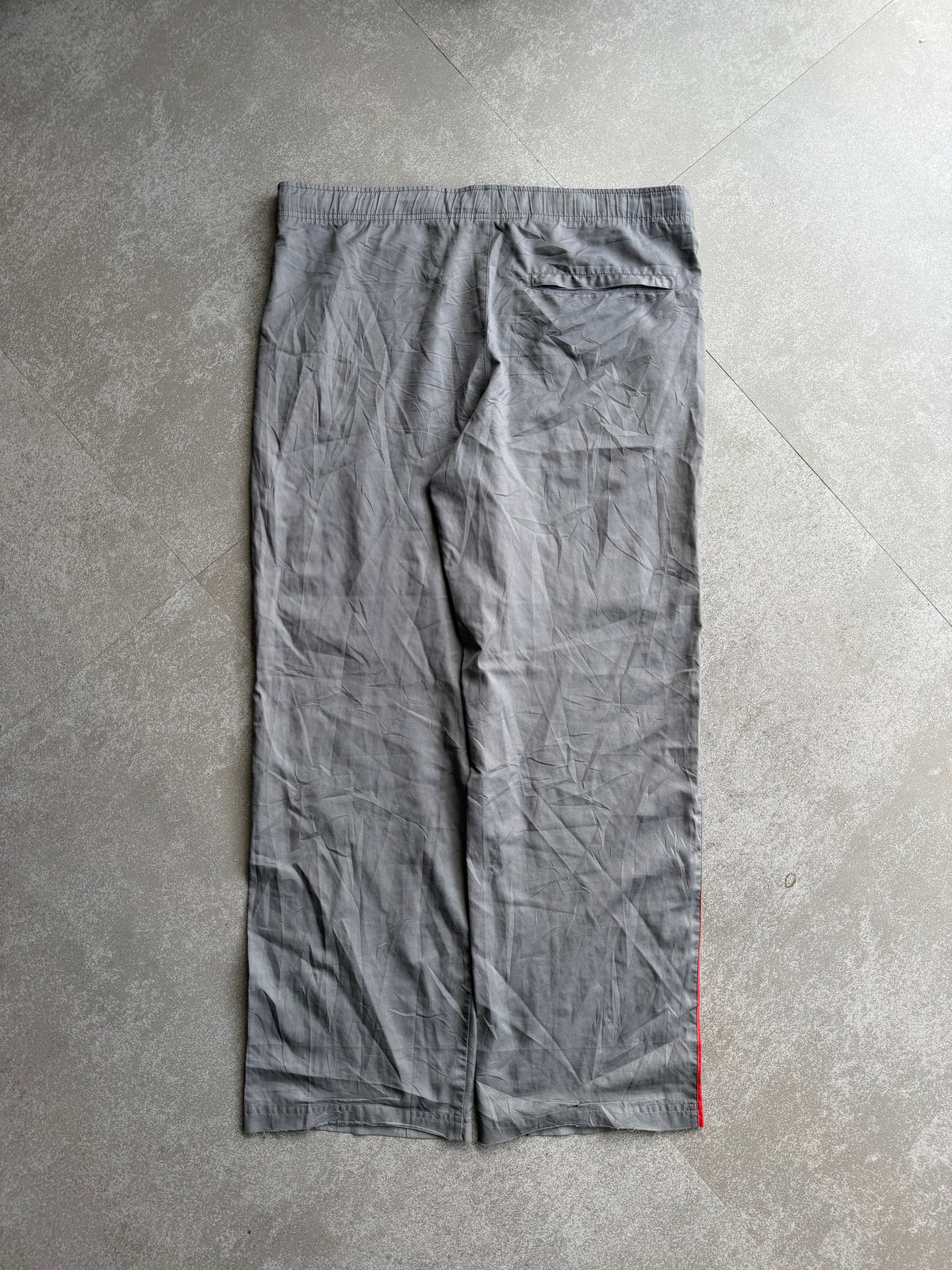 NIKE TRACK PANTS-XL
