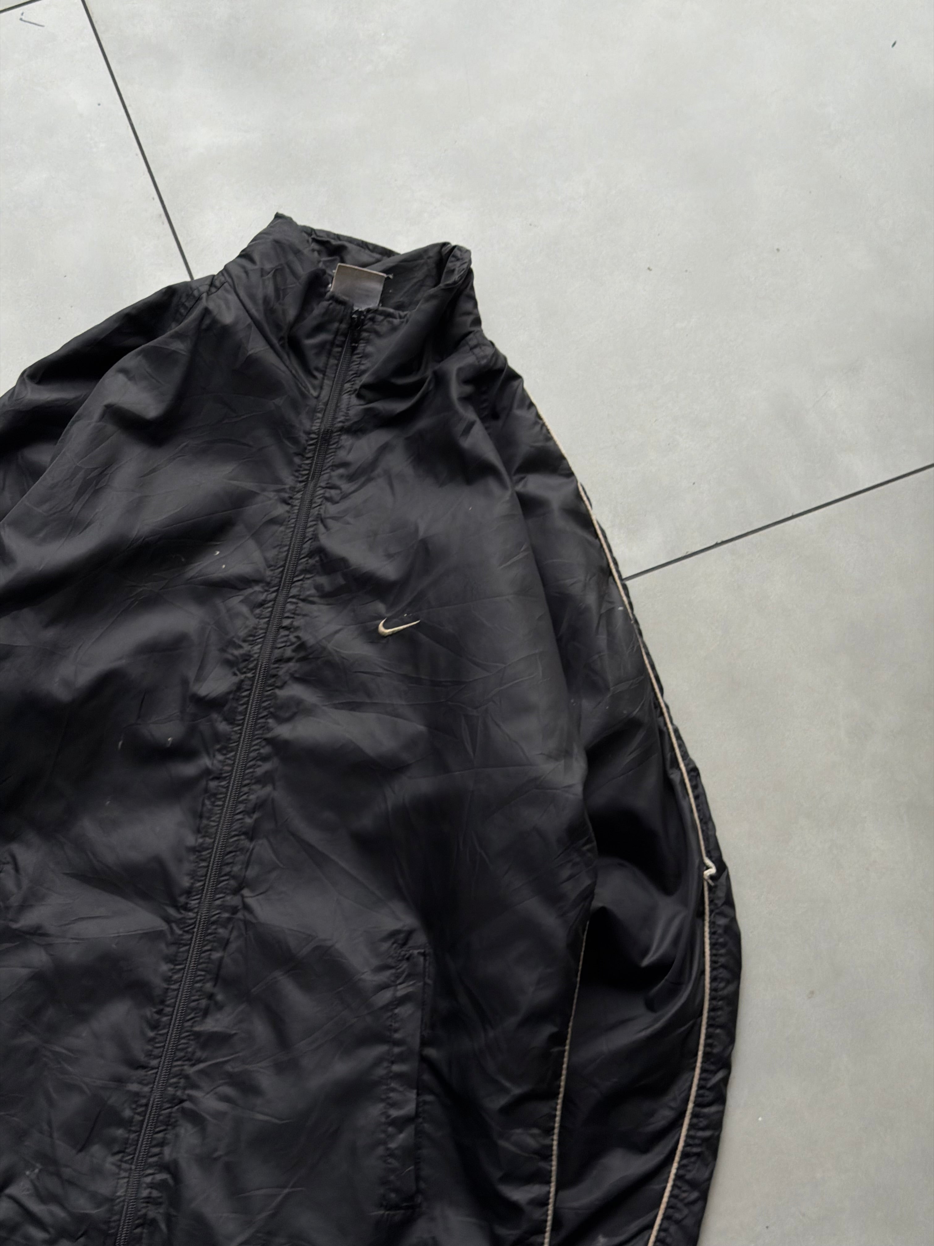 NIKE VINTAGE BLACK- XL