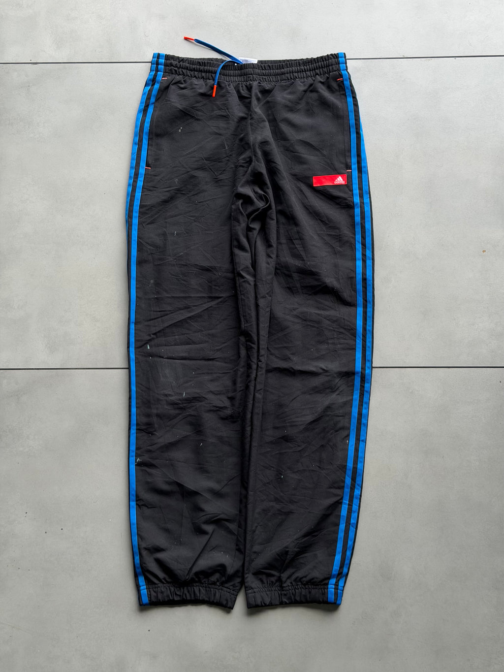 ADIDAS STRIPED TRACK PANT [30-M]