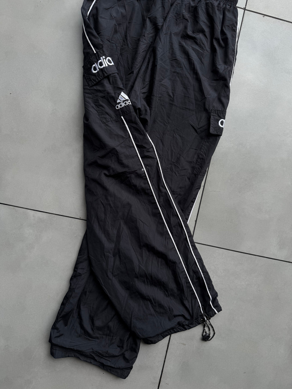 VINTAGE BLACK ADIDAS TRACK [ M -30]
