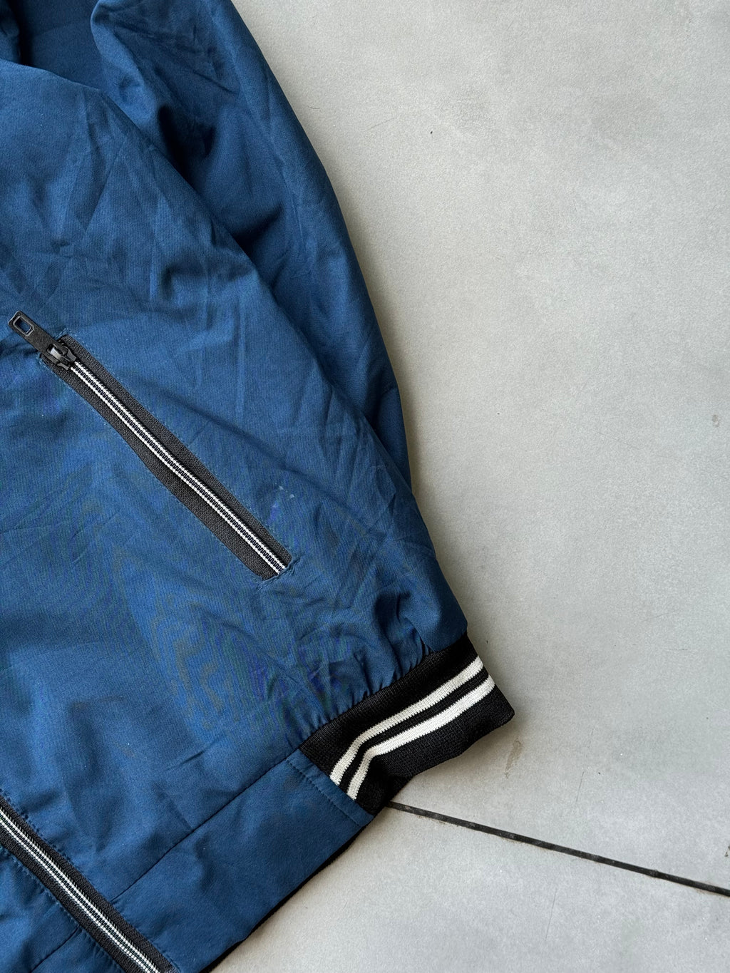 ADIDAS ORIGINALS ZIP-UP JACKET-L