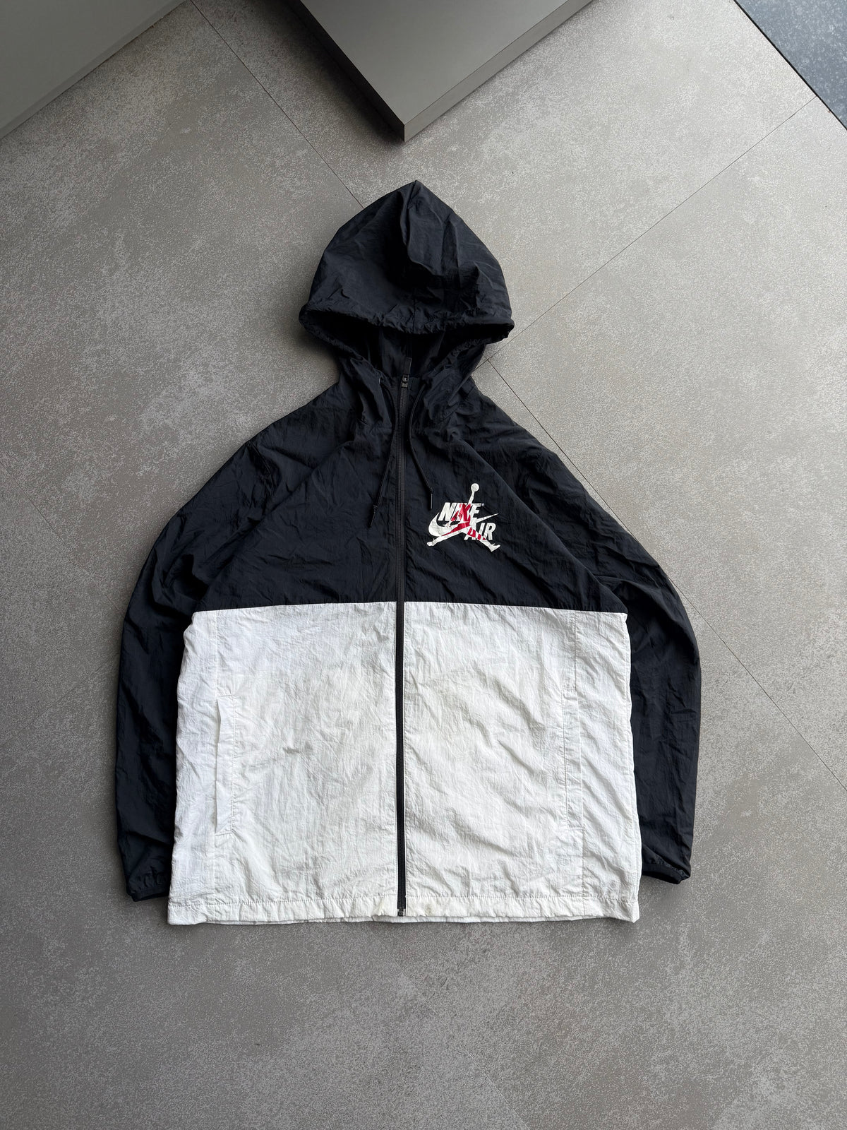 NIKE AIR JORDAN JACKET-L