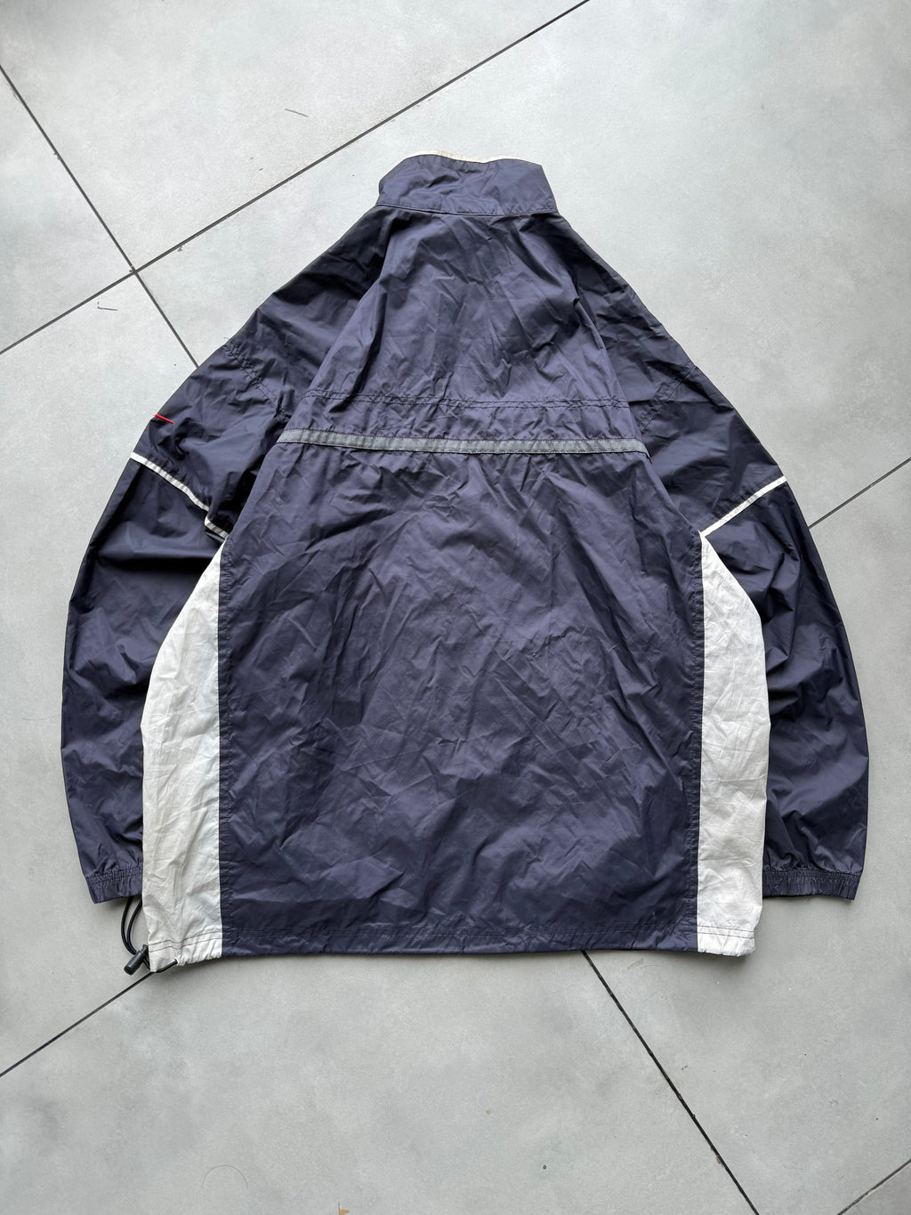 NIKE LIGHT ZIP WINDBREAKER JACKET-XL