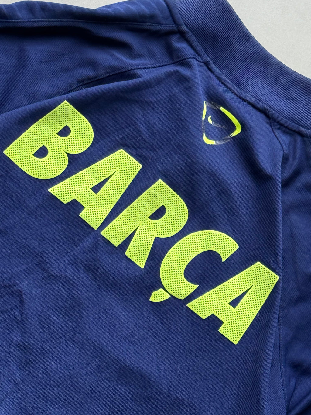 FC BARCELONA VINTAGE FOOTBALL JACKET-L
