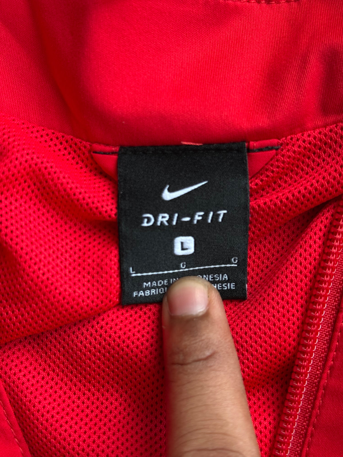 NIKE RED VINTAGE JACKET-L