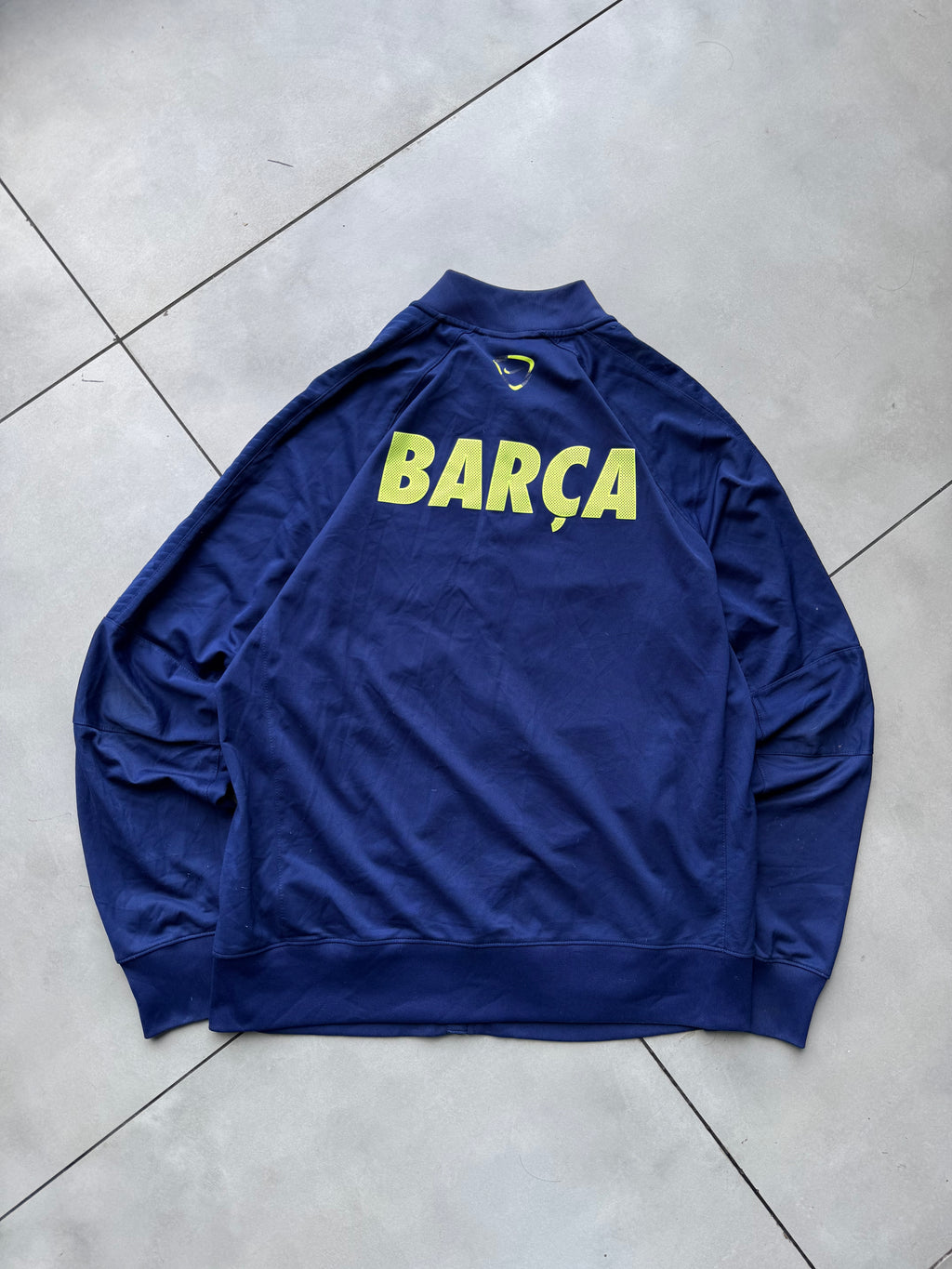 FC BARCELONA VINTAGE FOOTBALL JACKET-L