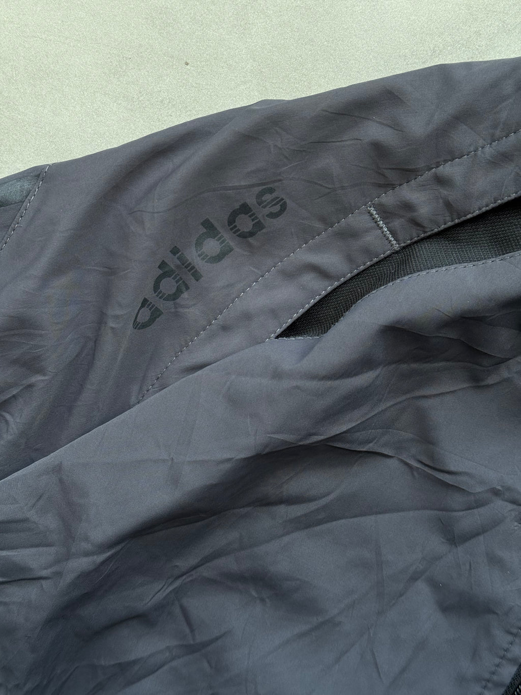 VINTAGE GRAY ADIDAS ZIP-UP WINDBREAKER-XXL