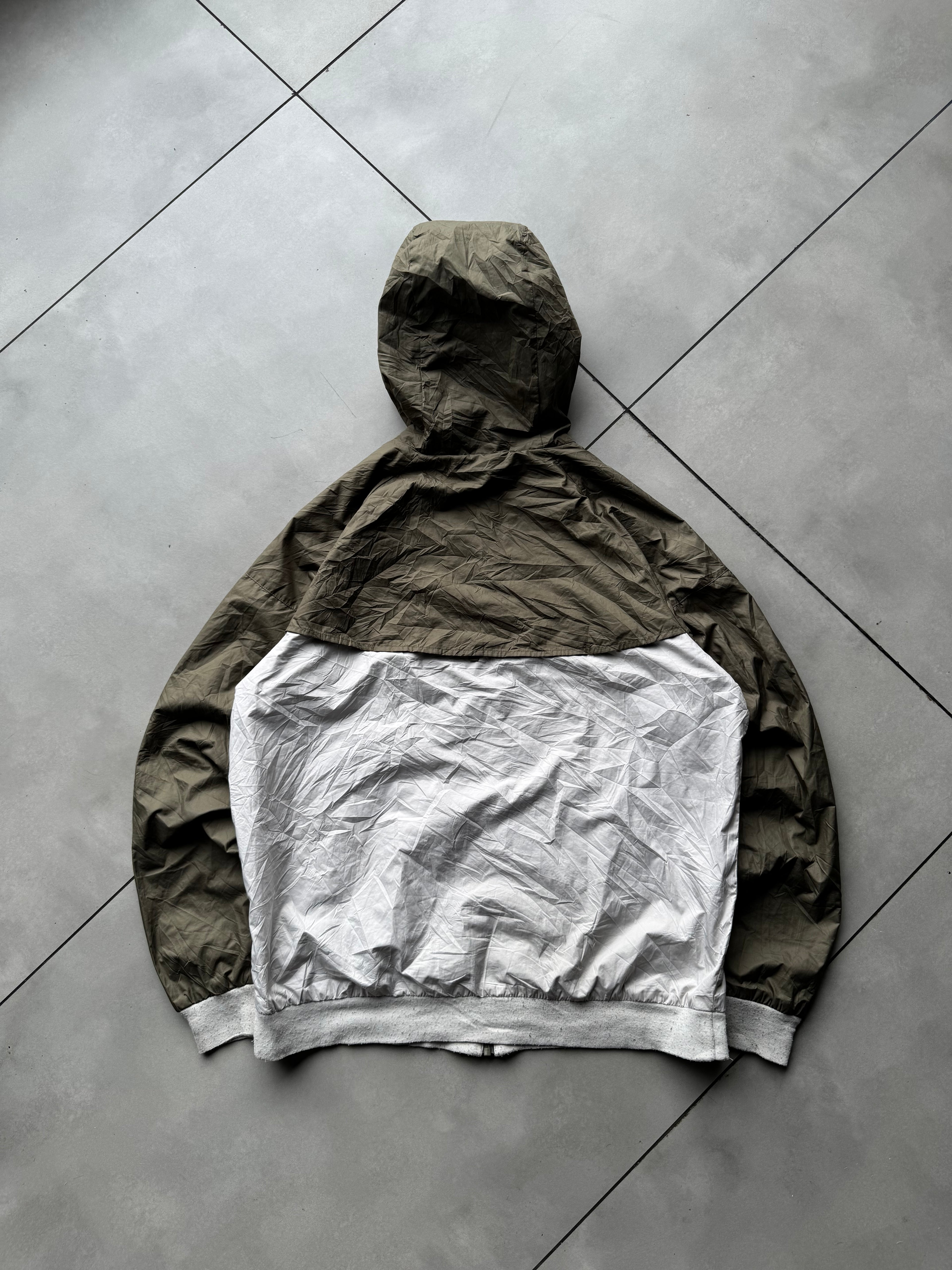 NIKE HOODIED JACKET-L