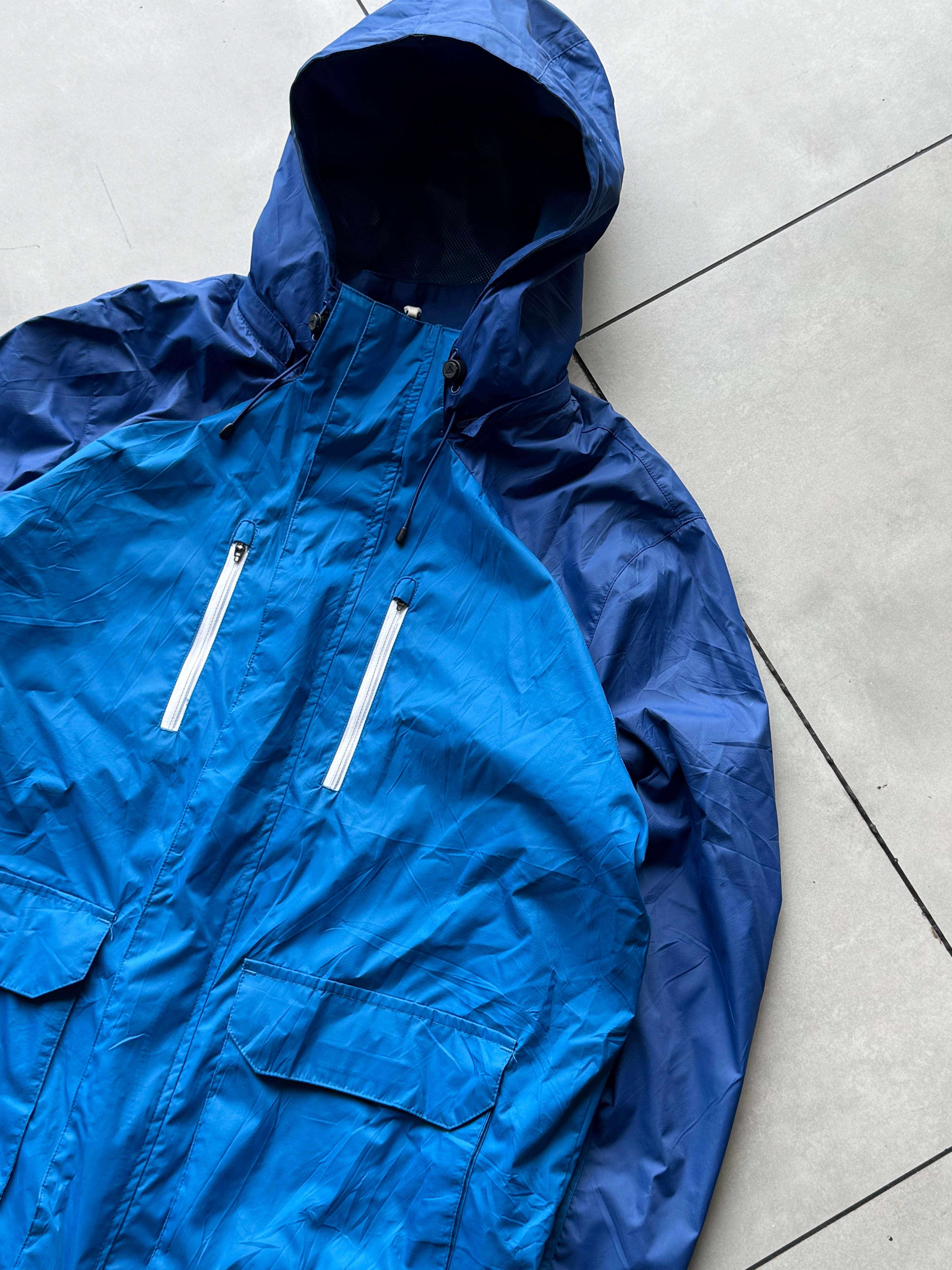 ADIDAS HOODIED VTG TRECKING WINBREAKER- XL