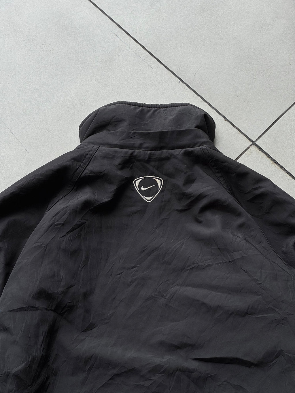 NIKE SWOOSH BLACK VTG JACKET-XL