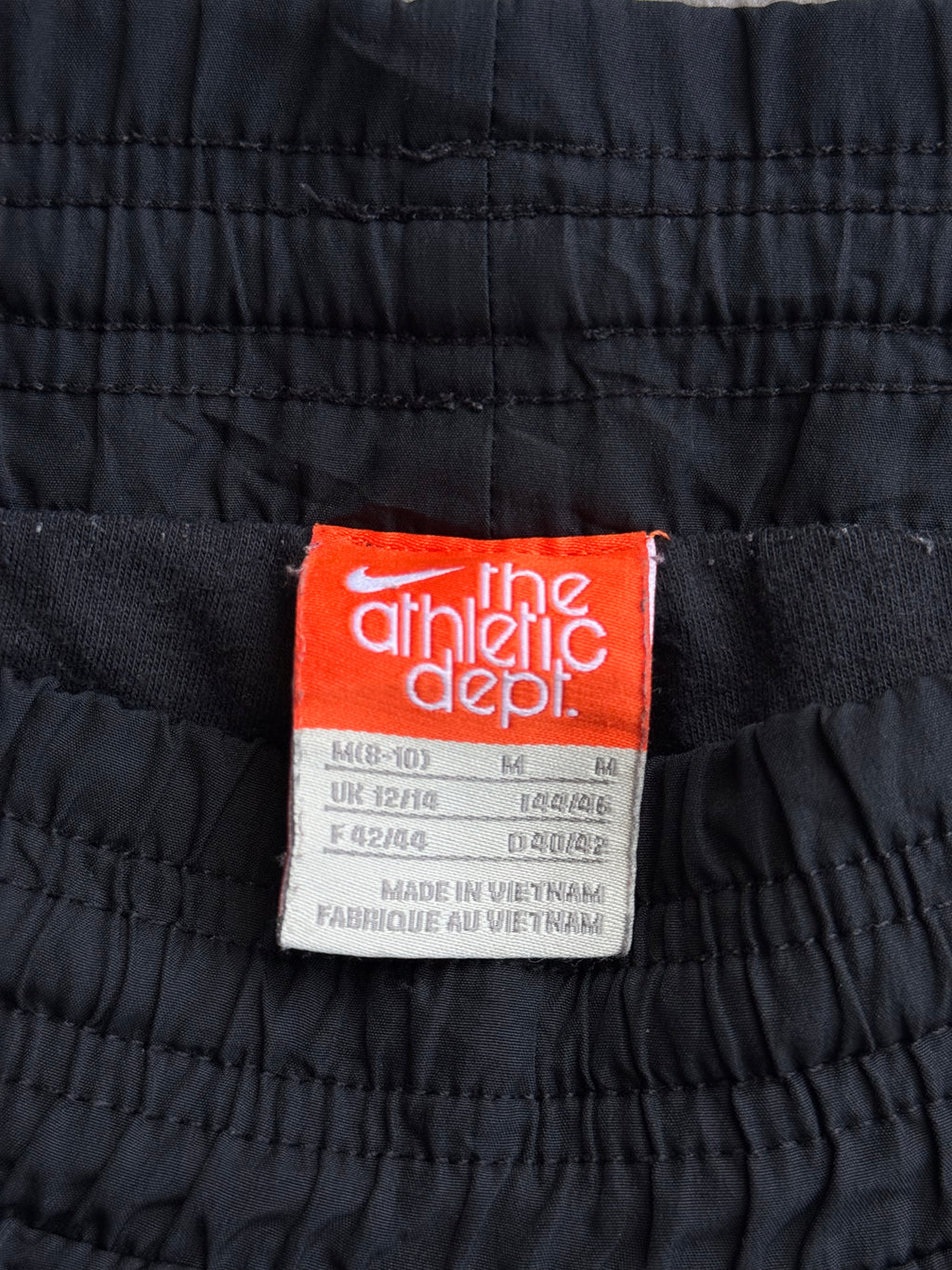 NIKE TRACK PANTS-XL