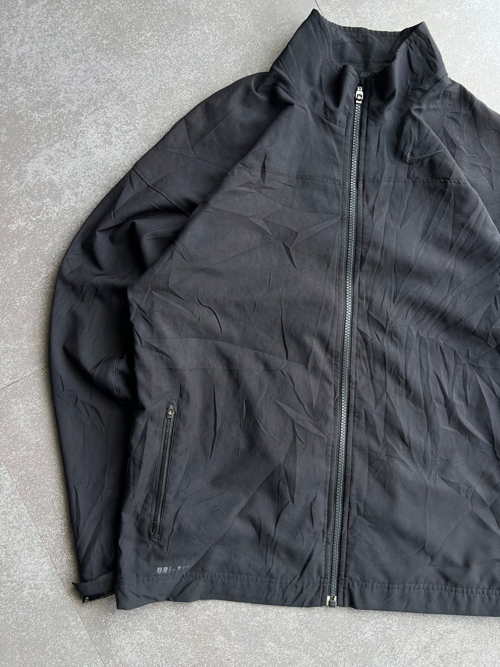 NIKE VINTAGE BLACK -M