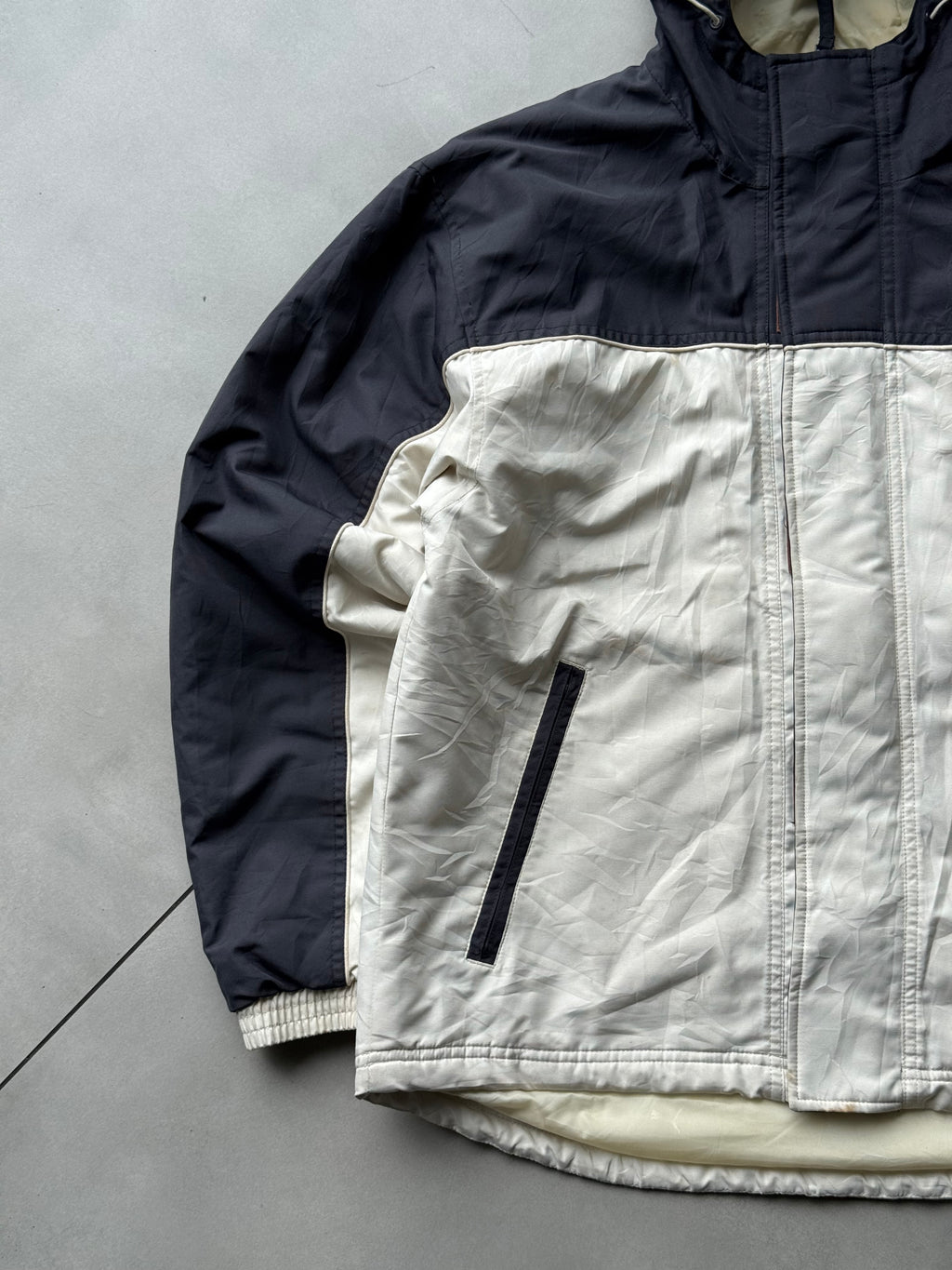 PUMA HOODIED VTG JACKET-M