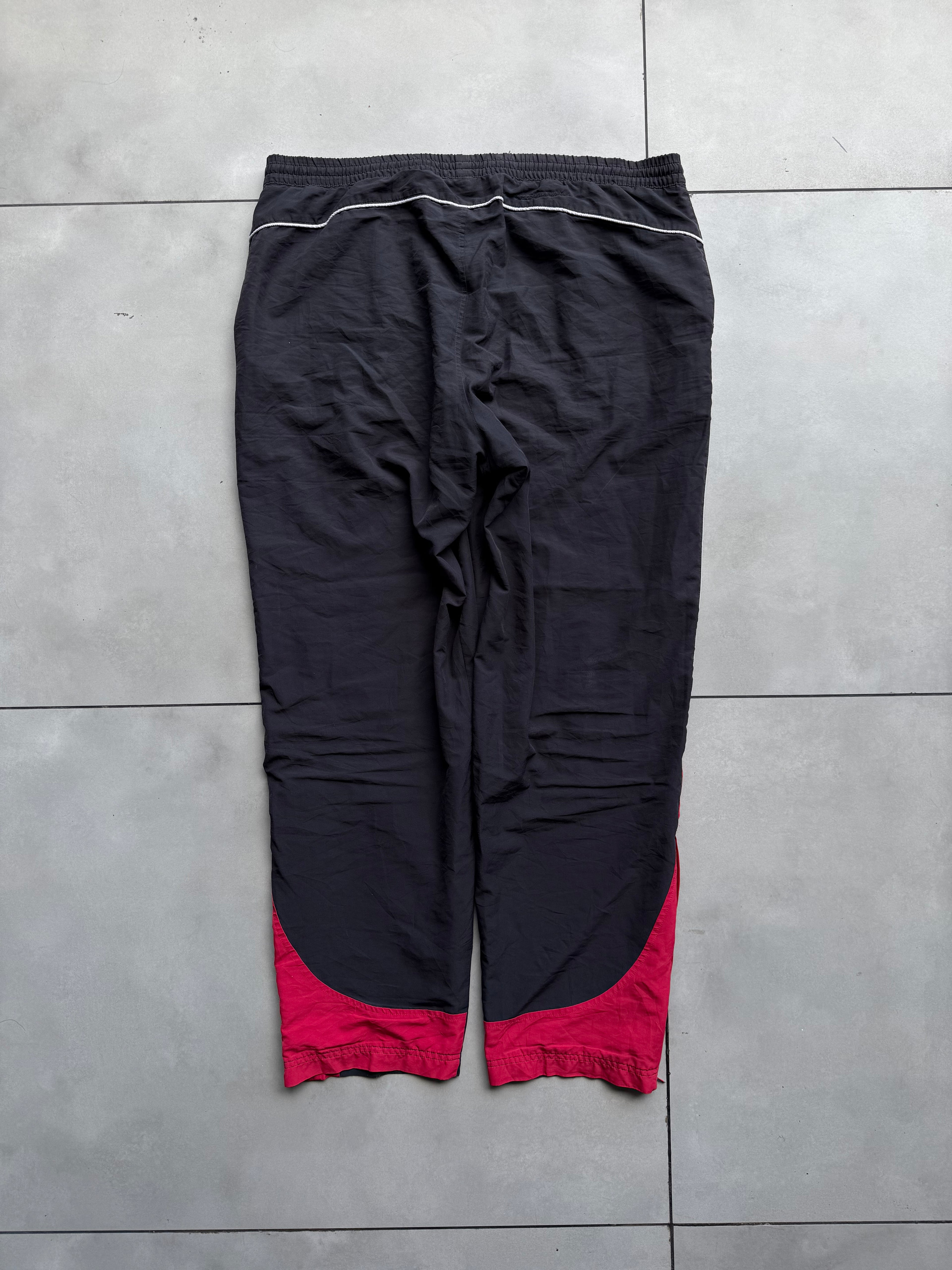 VINEGAR ADIDAS BLACK & RED TRACK [ XXL-40]