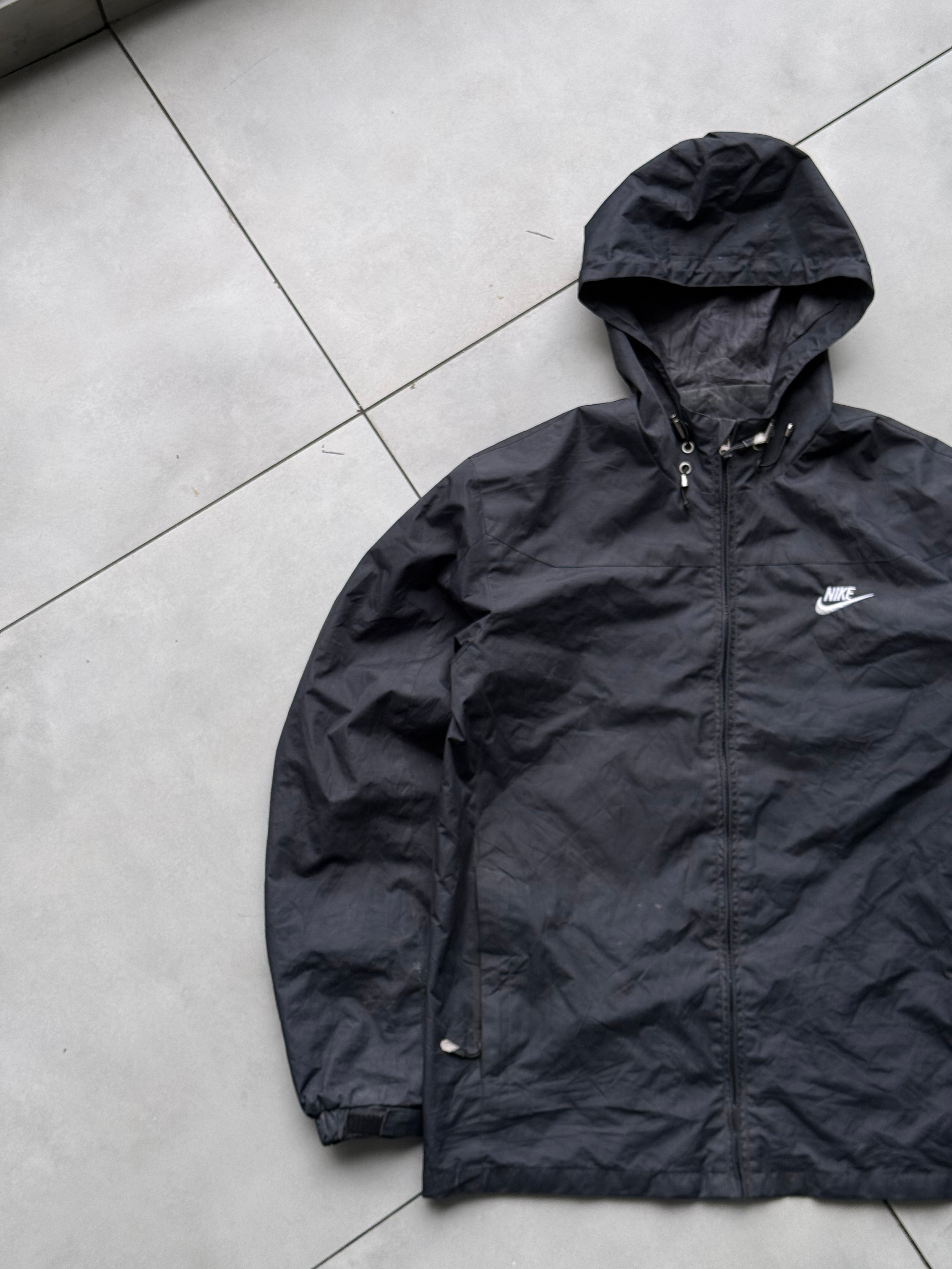 NIKE HOODED WINDRUNNER JACKET-M