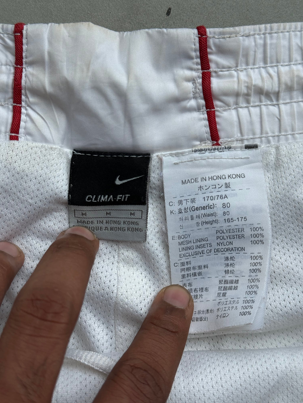 WHITE & RED NIKE VINTAGE TRACK [ 38-L]