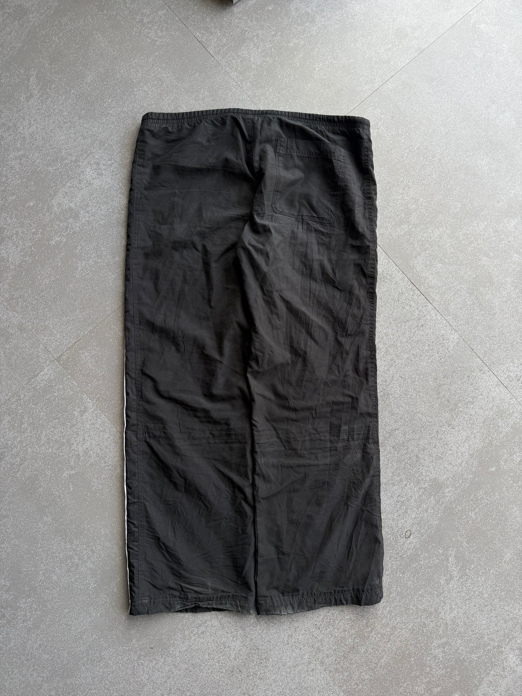 BLACK PUMA TRACK PANTS-L