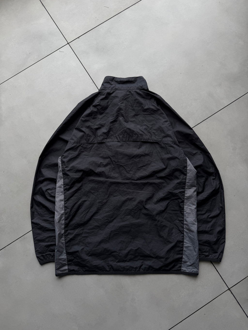 NIKE JACKET BLK -L