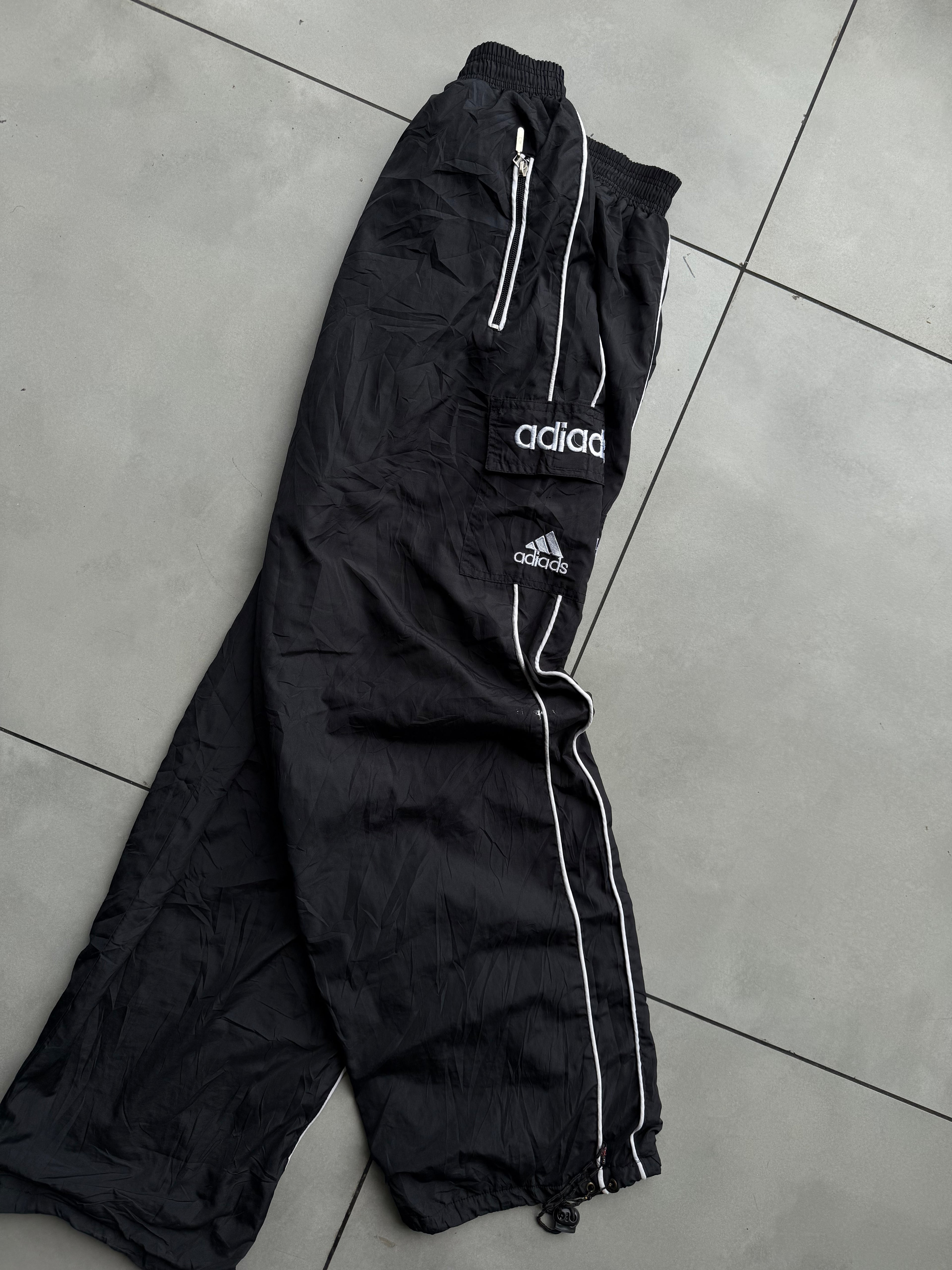 VINTAGE BLACK ADIDAS TRACK [ M -30]